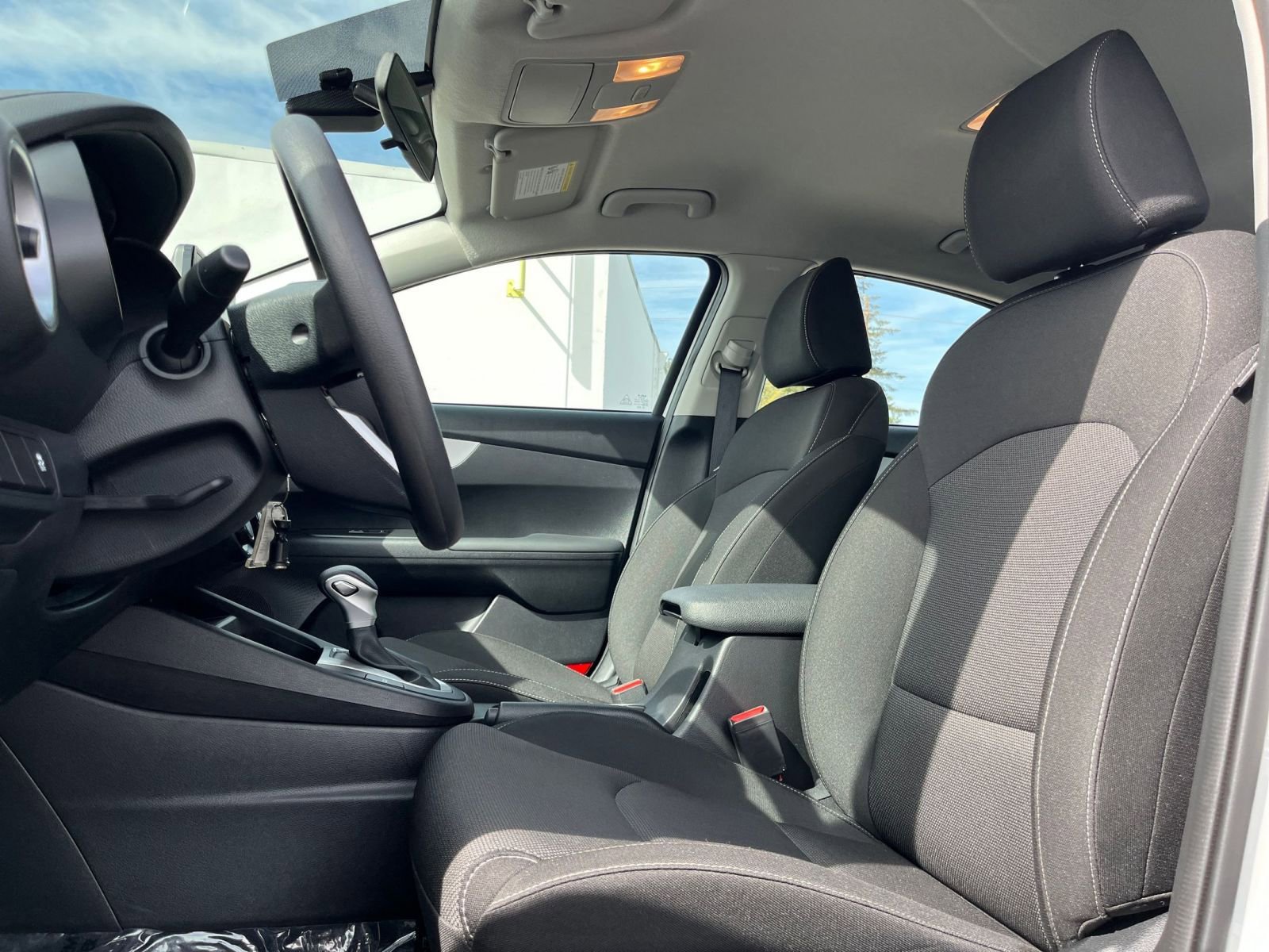 Thumbnail: 2024 Kia Forte - 25
