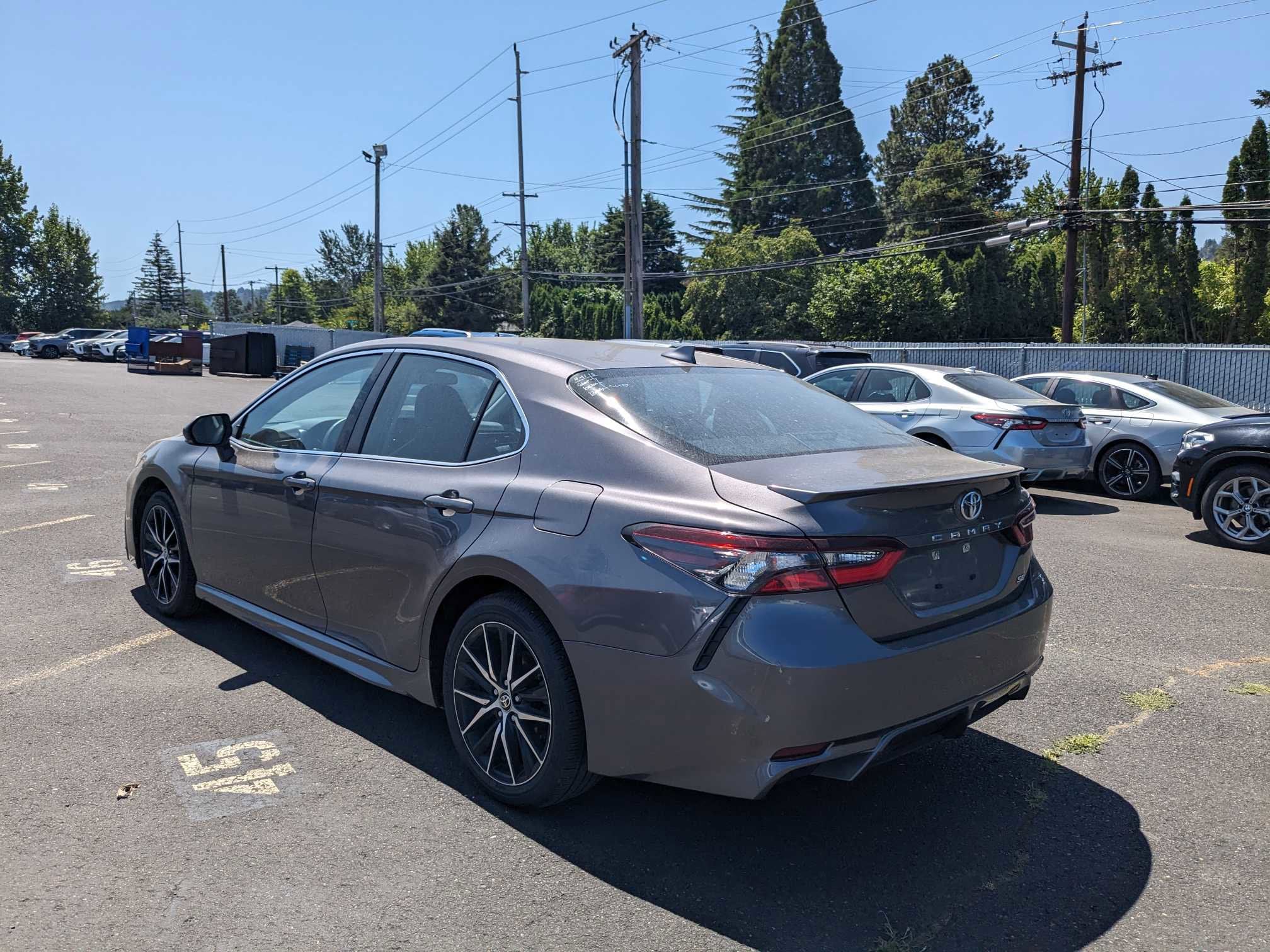 2023 Toyota Camry SE 5