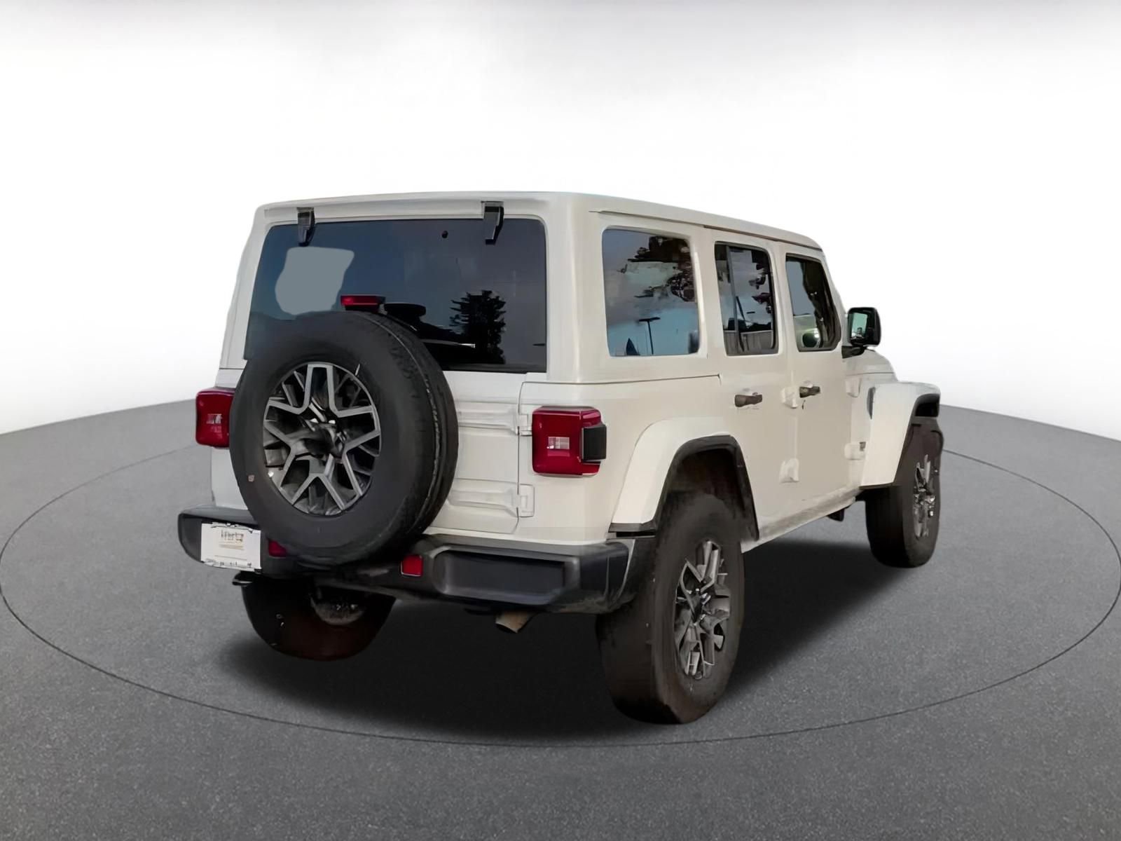 Thumbnail: 2025 Jeep Wrangler - 10