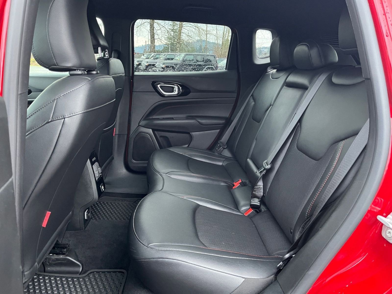 Thumbnail: 2025 Jeep Compass - 25