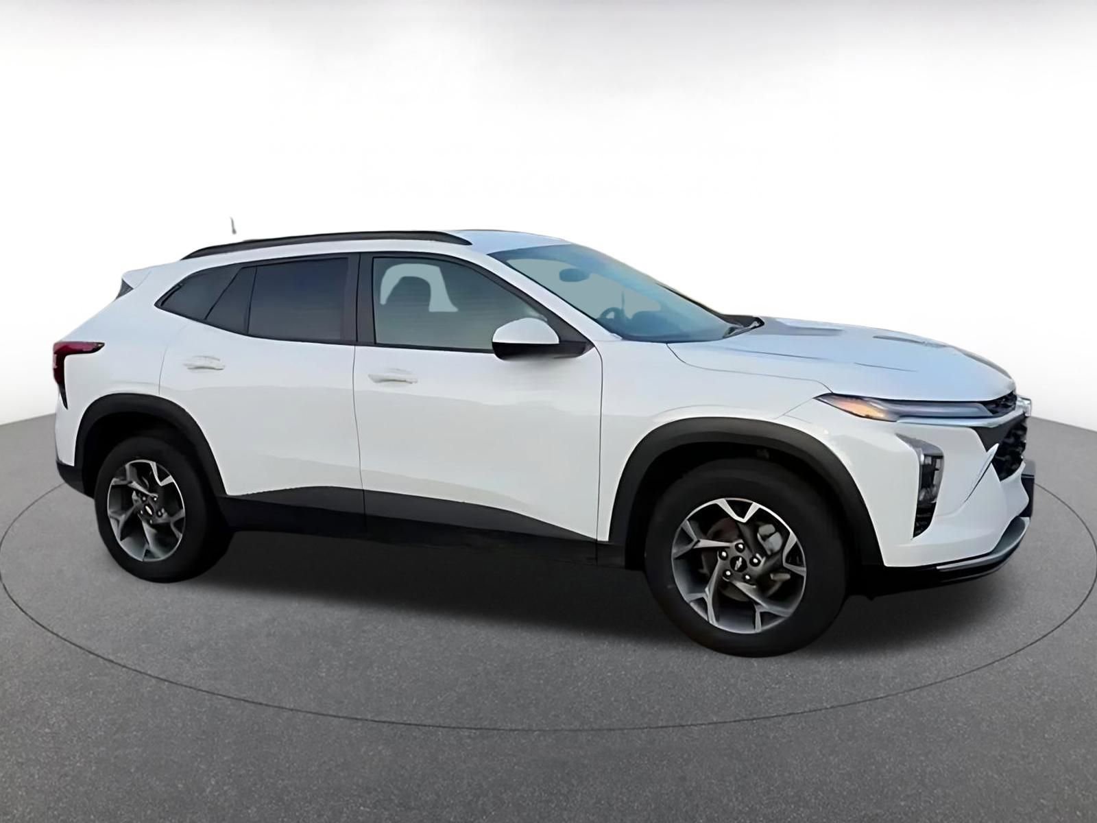 Thumbnail: 2025 Chevrolet Trax - 15