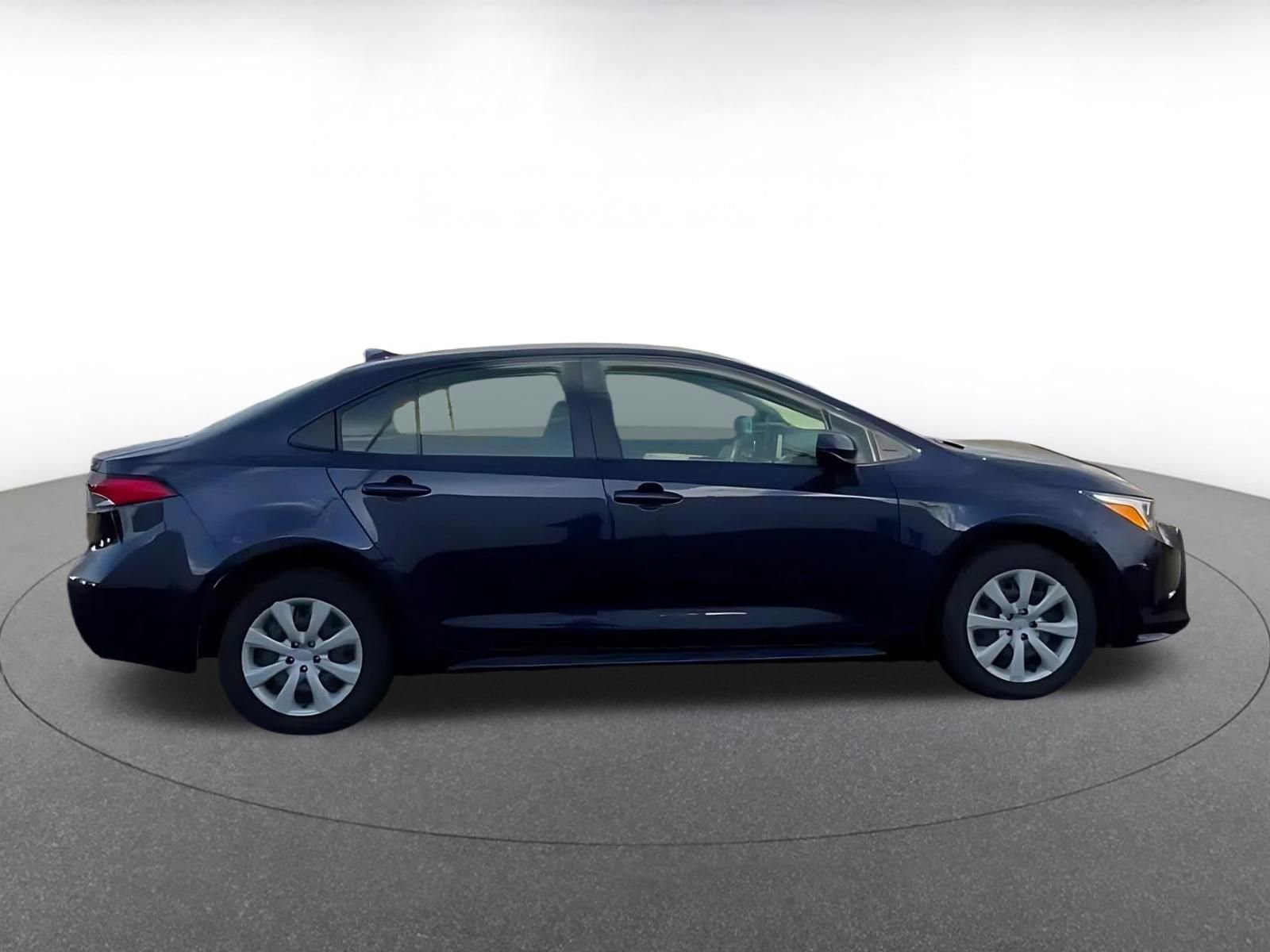 Thumbnail: 2025 Toyota Corolla - 9