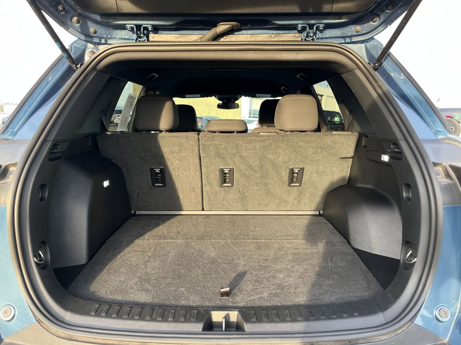 Thumbnail: 2025 Chevrolet Equinox - 31