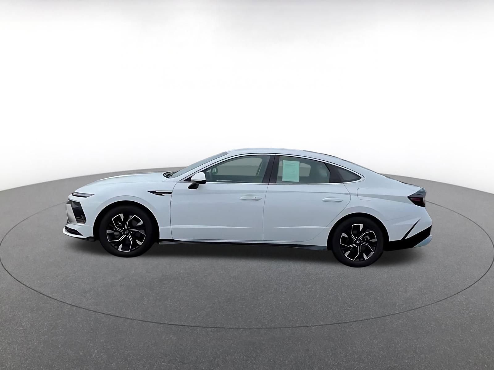 Thumbnail: 2025 Hyundai Sonata - 11