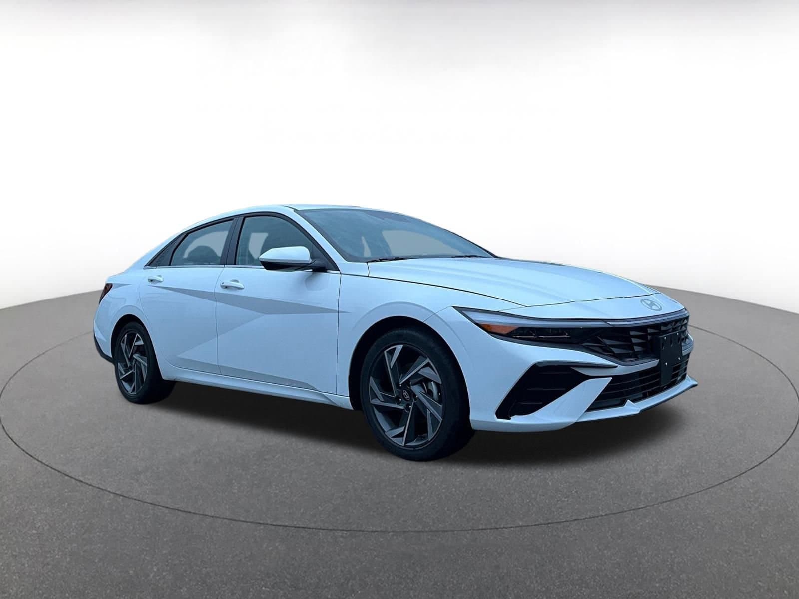 Thumbnail: 2025 Hyundai Elantra - 1