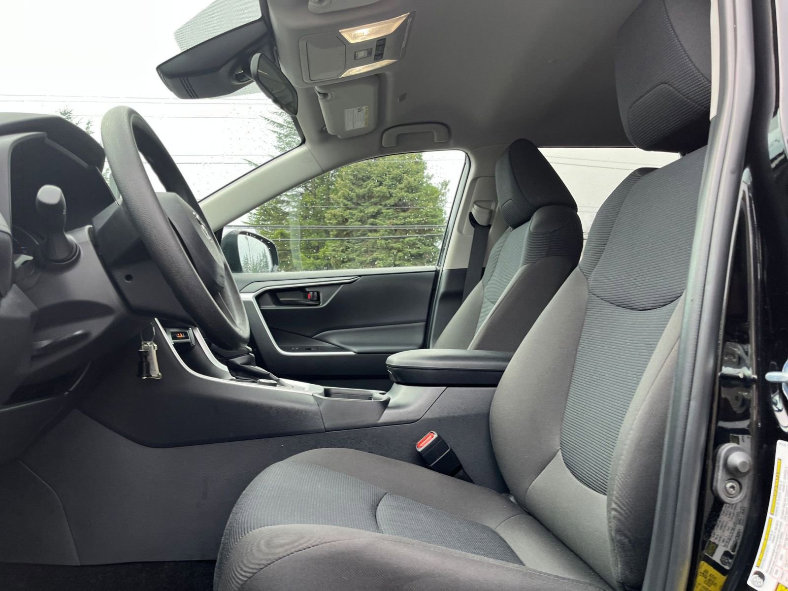 Thumbnail: 2025 Toyota RAV4 - 24