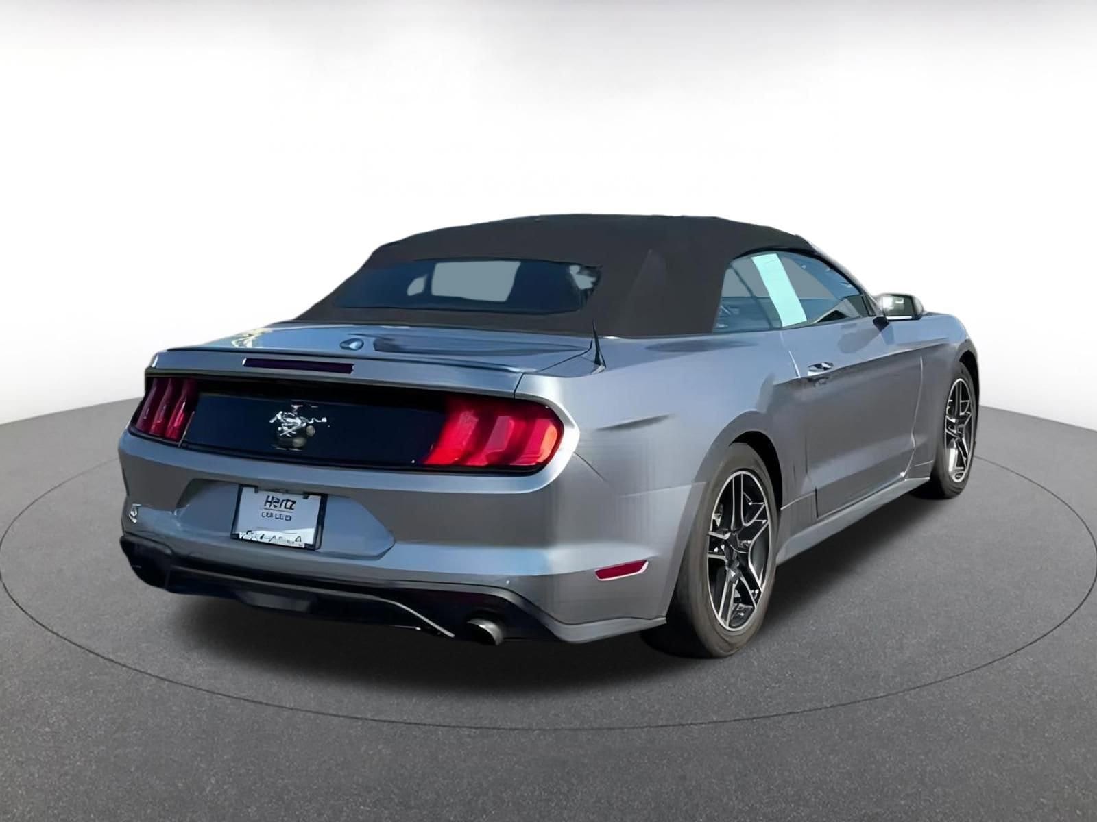 2023 Ford Mustang  13