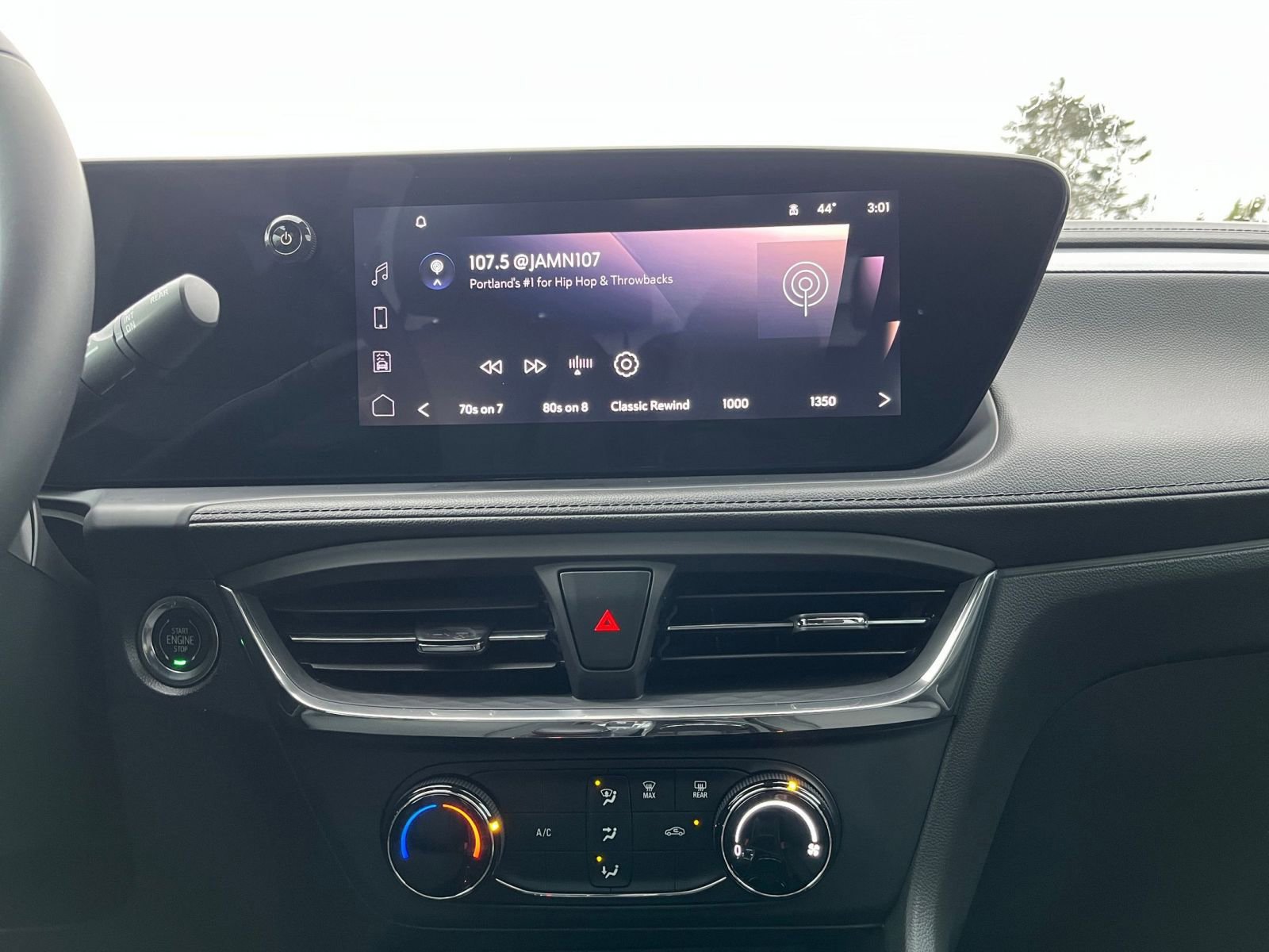 Thumbnail: 2025 Buick Encore GX - 21