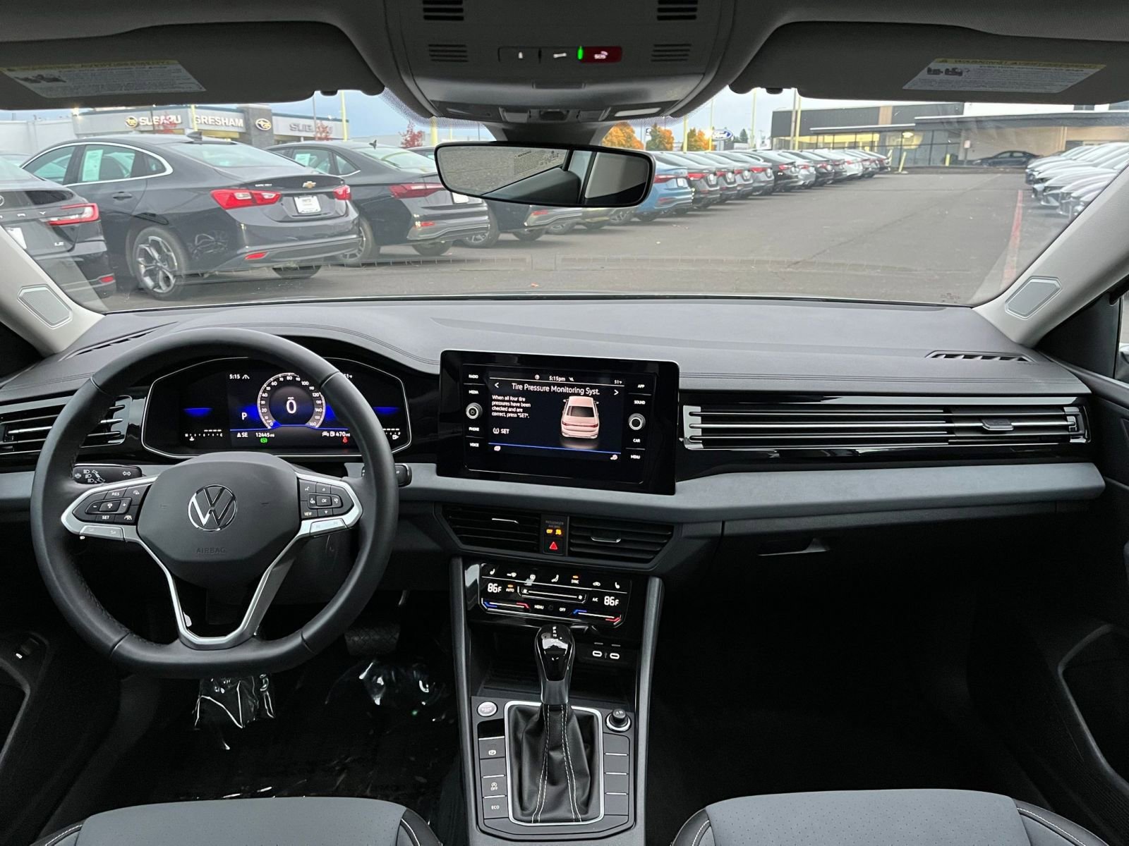 Thumbnail: 2025 Volkswagen Jetta - 32