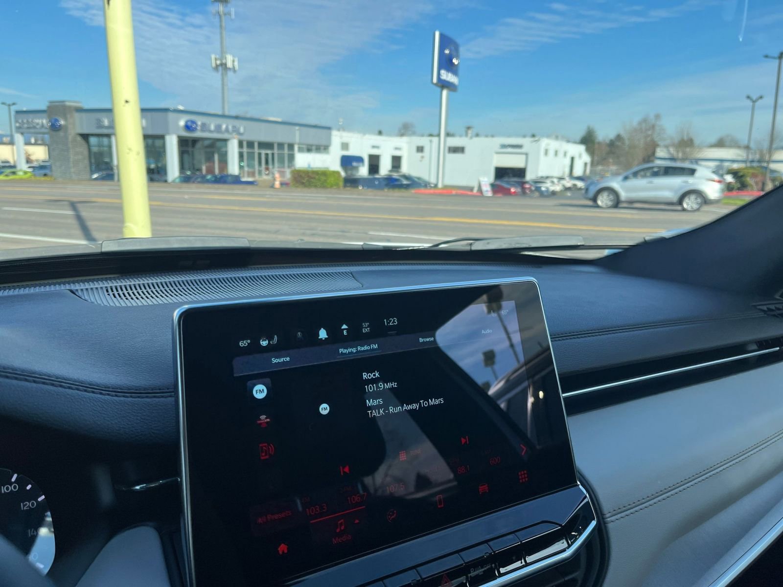 Thumbnail: 2025 Jeep Compass - 18