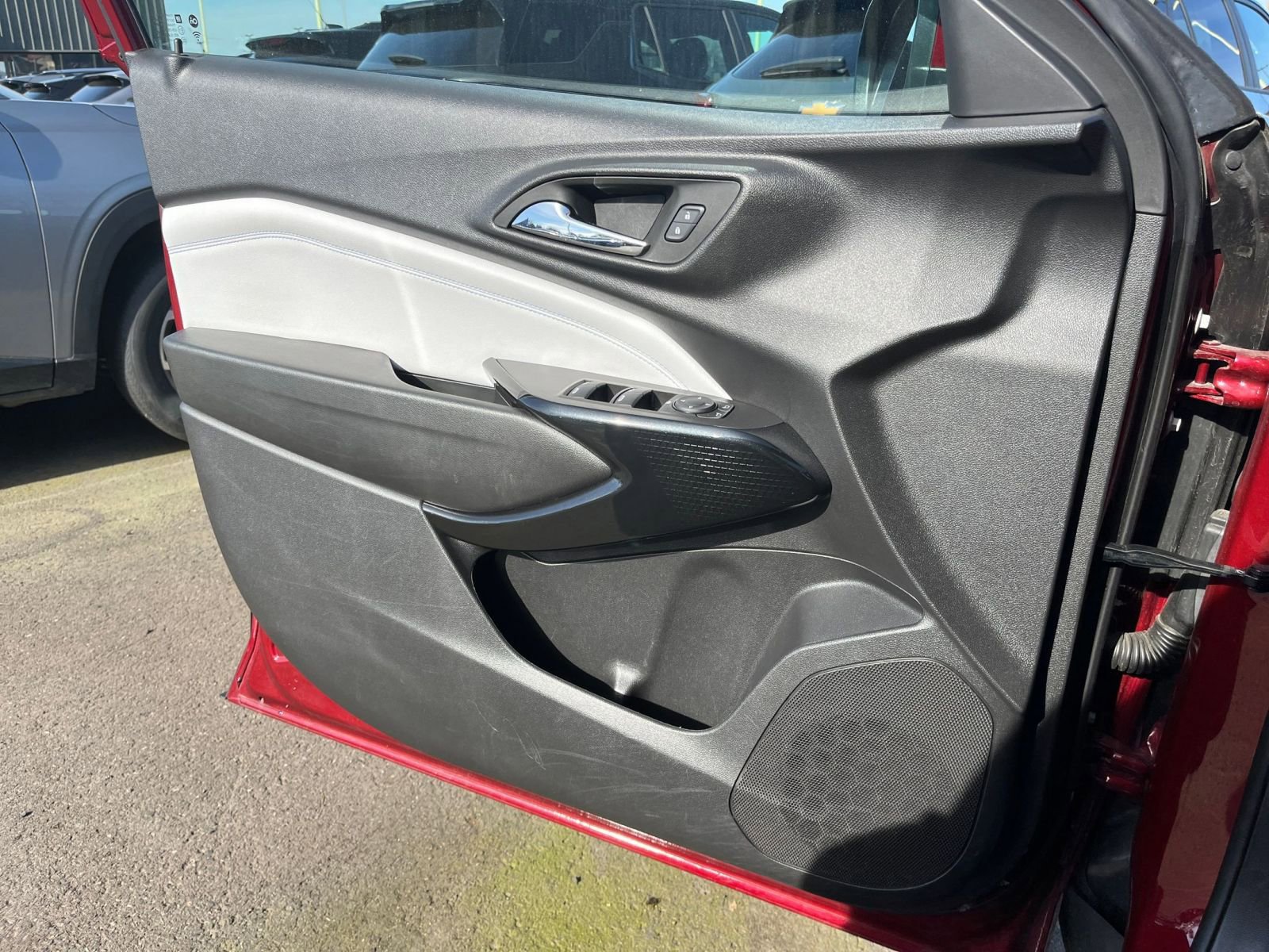 Thumbnail: 2025 Chevrolet Trax - 18