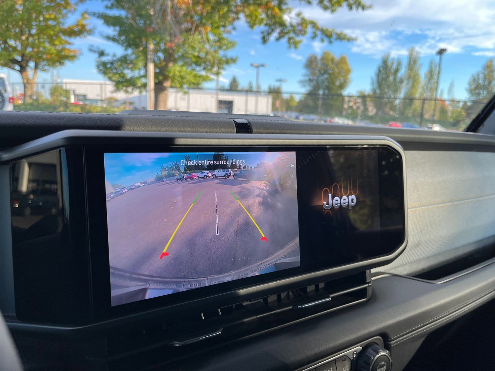 Thumbnail: 2025 Jeep Wrangler - 17