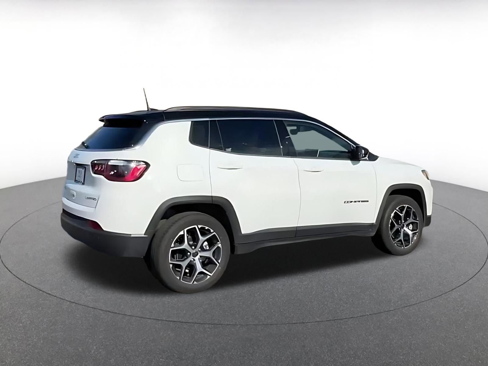 Thumbnail: 2025 Jeep Compass - 12