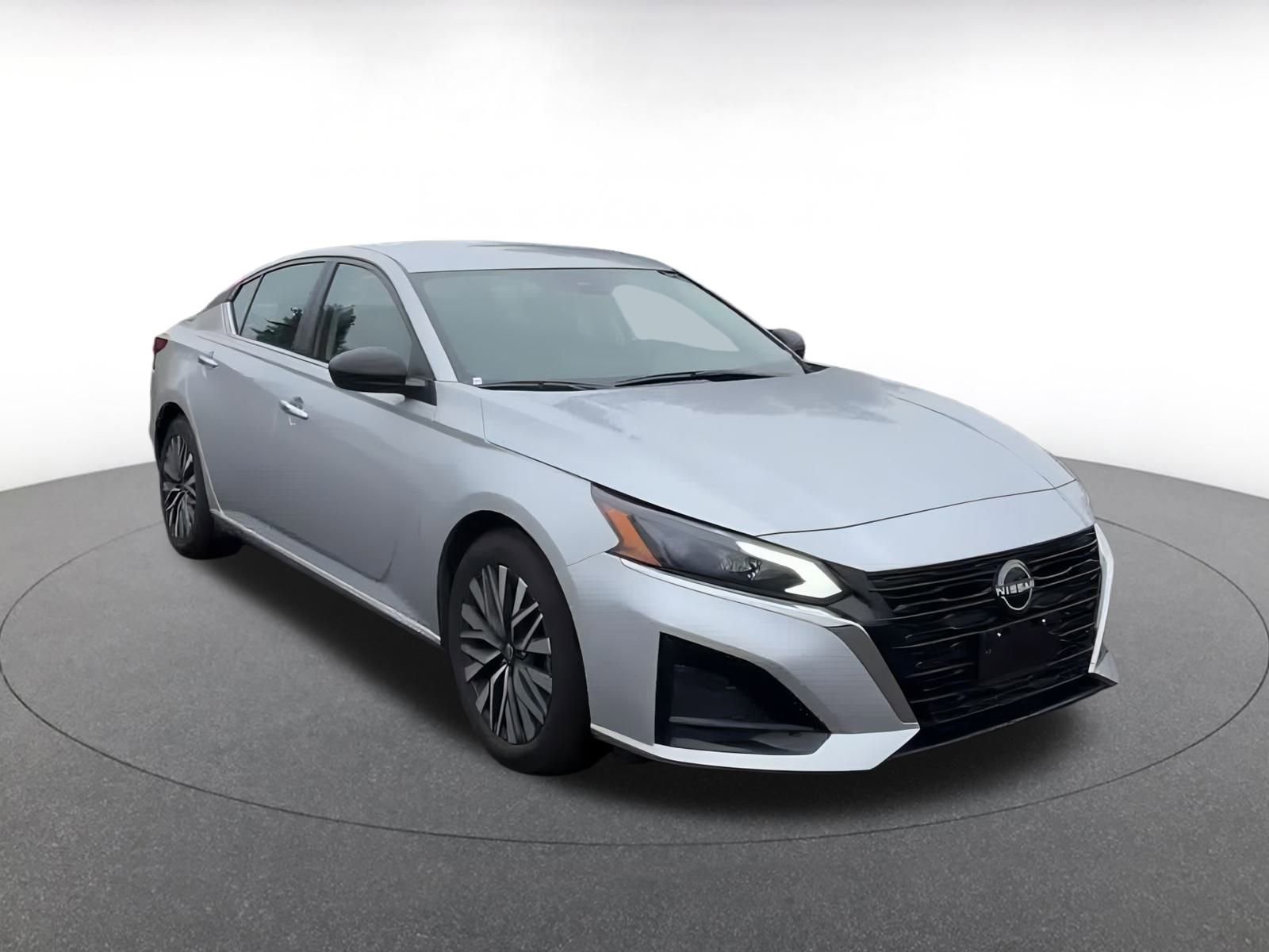 Thumbnail: 2024 Nissan Altima - 3