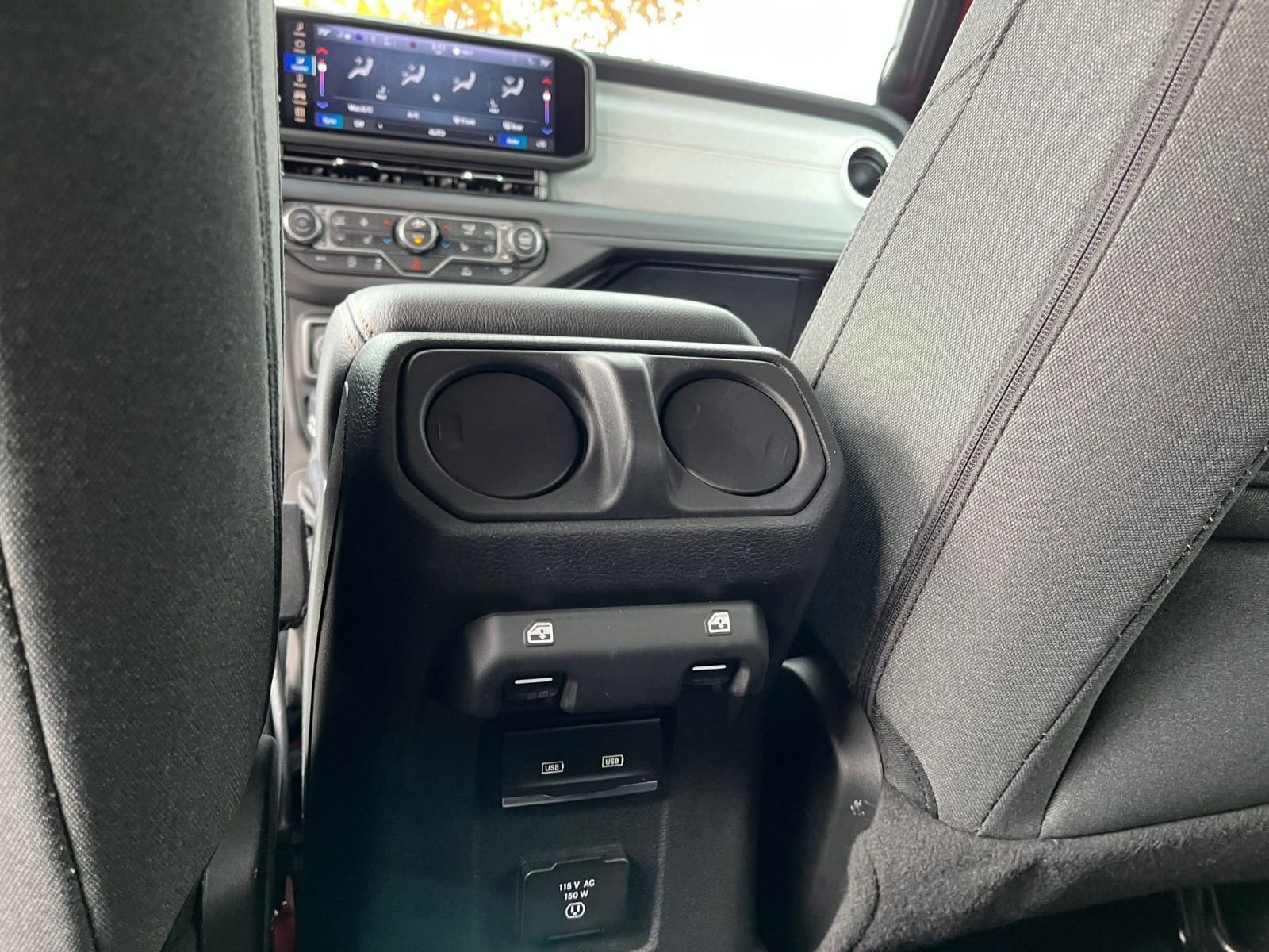 Thumbnail: 2025 Jeep Wrangler - 23