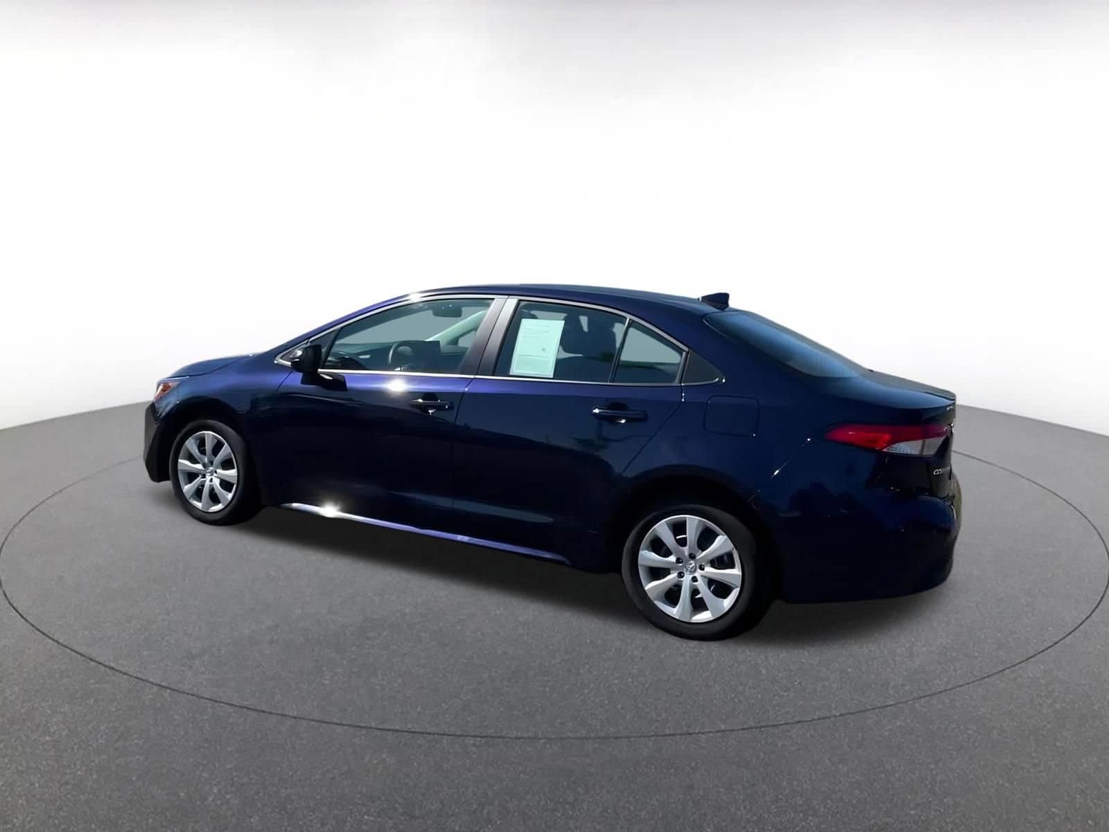 Thumbnail: 2024 Toyota Corolla - 10