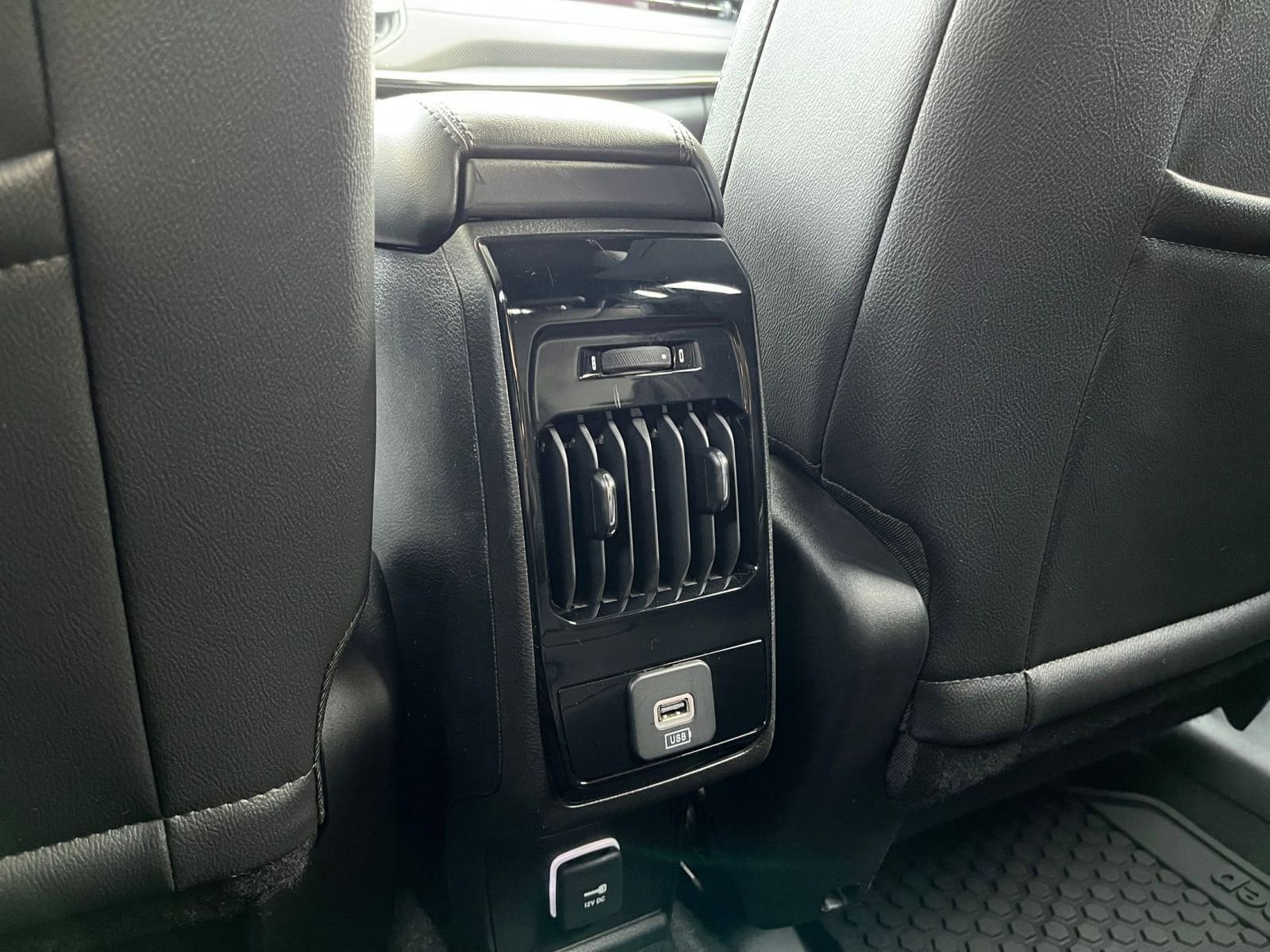 Thumbnail: 2025 Jeep Compass - 23