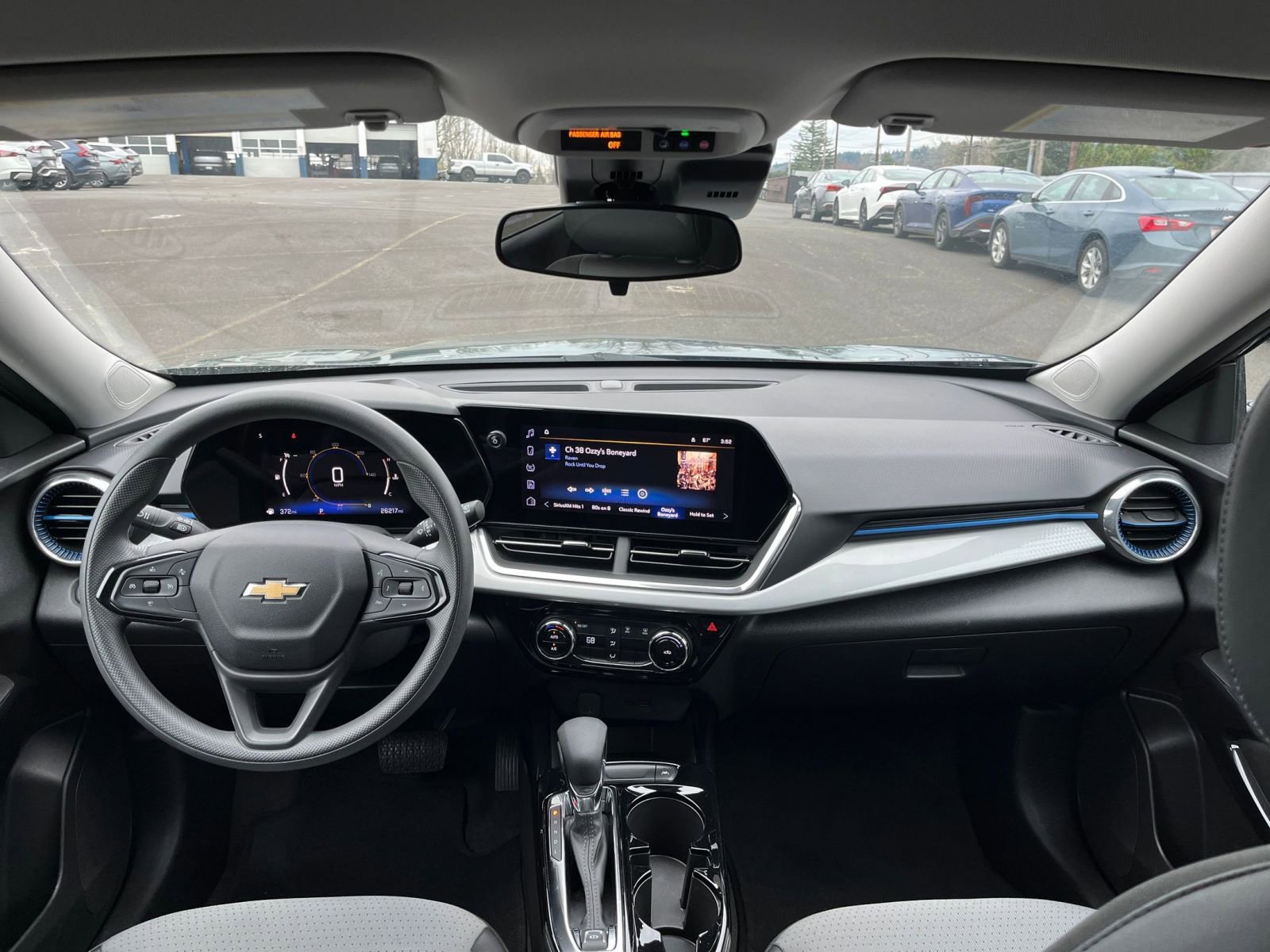 Thumbnail: 2025 Chevrolet Trax - 32