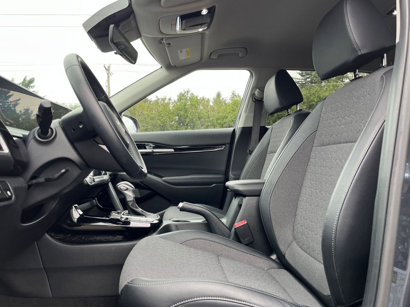 Thumbnail: 2025 Kia Seltos - 28