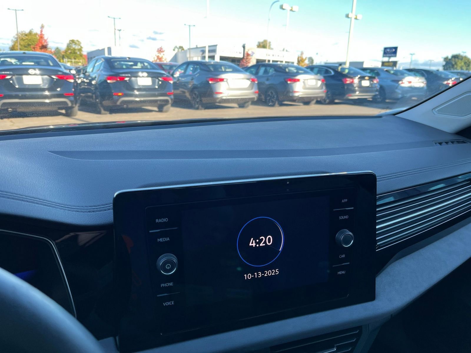 Thumbnail: 2025 Volkswagen Jetta - 18