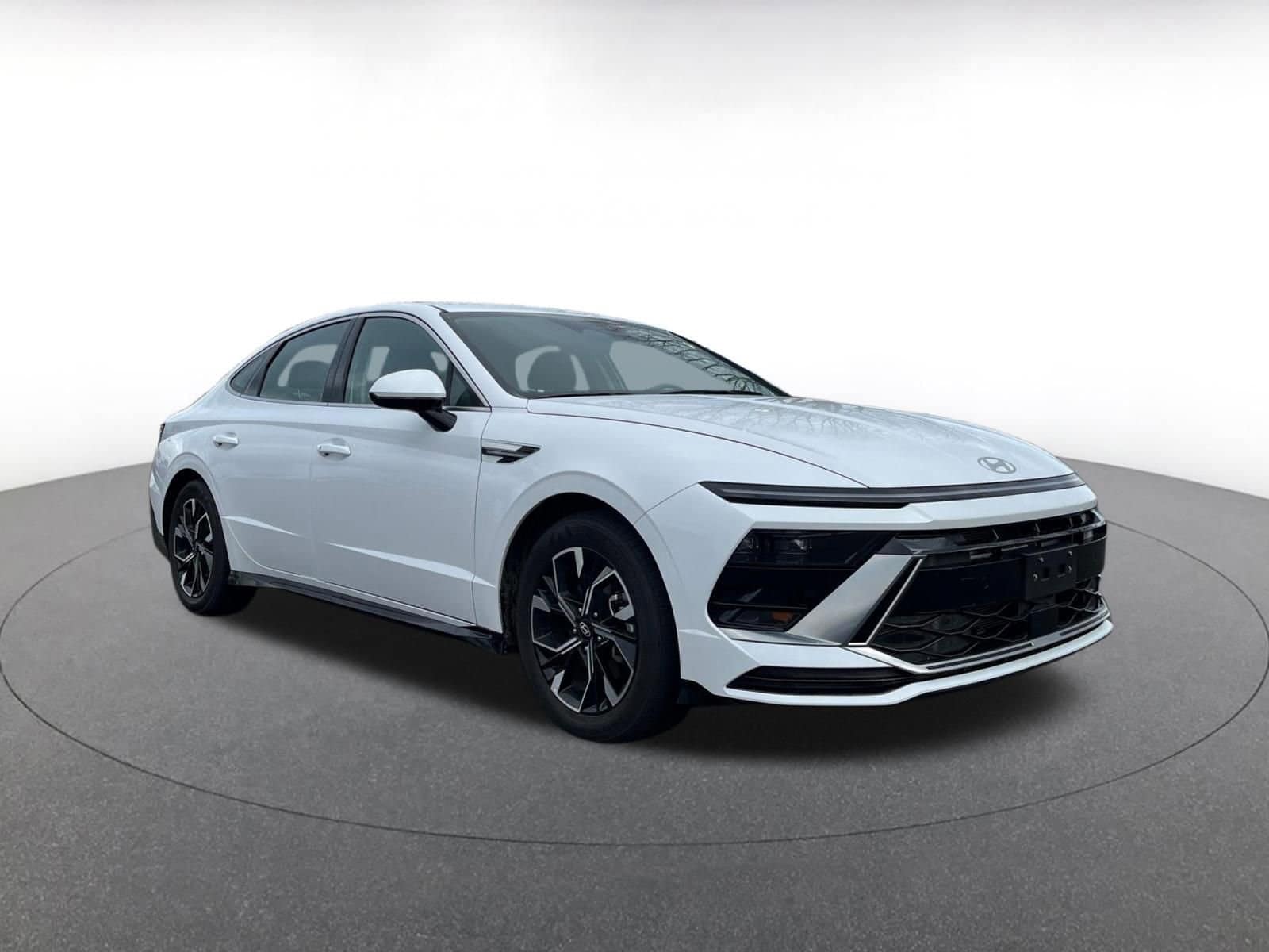 Thumbnail: 2025 Hyundai Sonata - 1