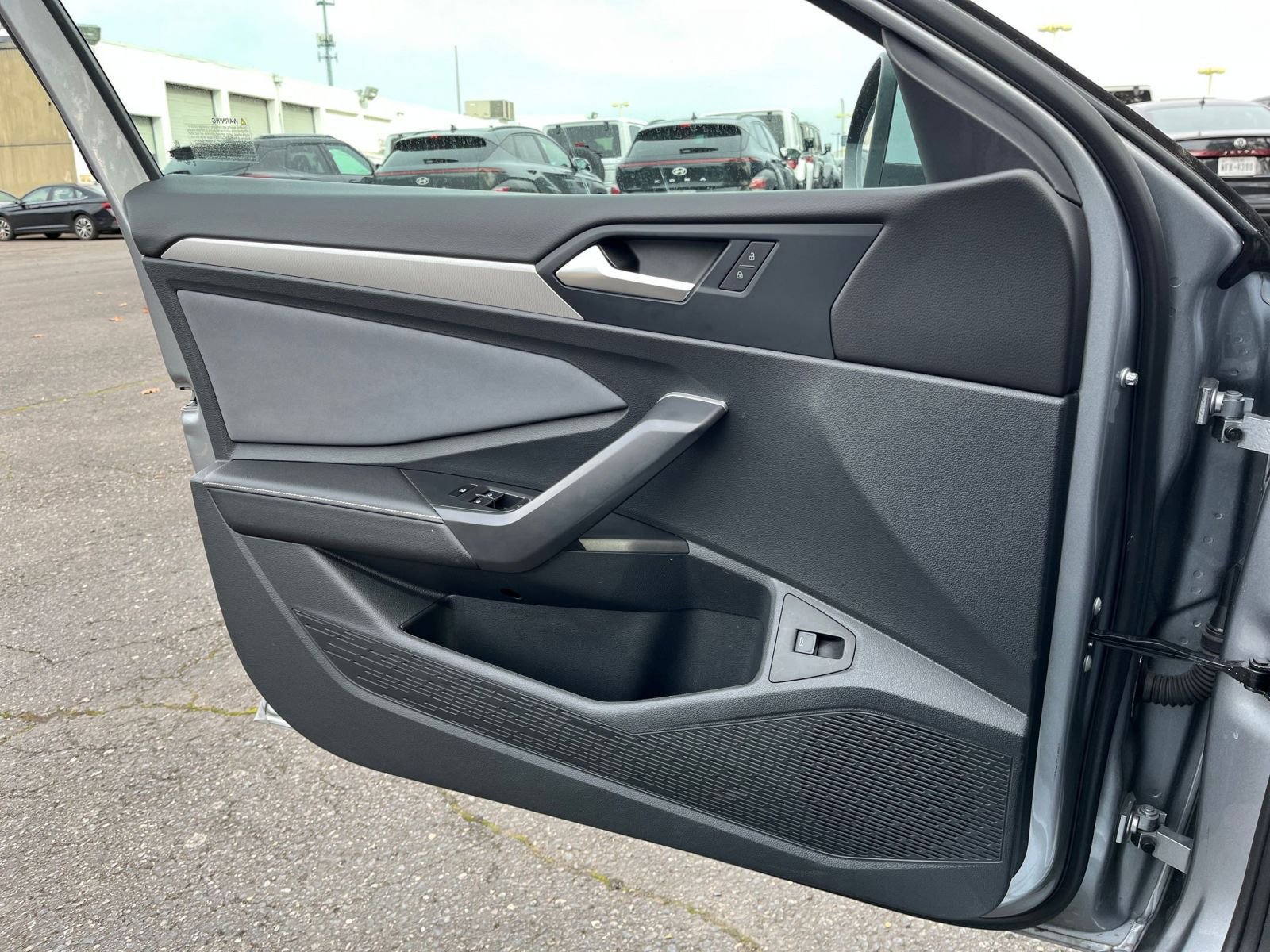 Thumbnail: 2025 Volkswagen Jetta - 20