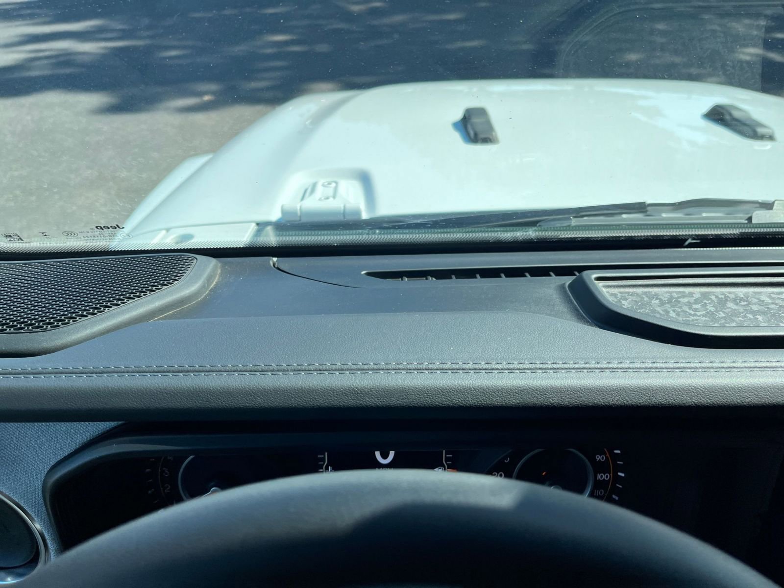 Thumbnail: 2025 Jeep Wrangler - 33