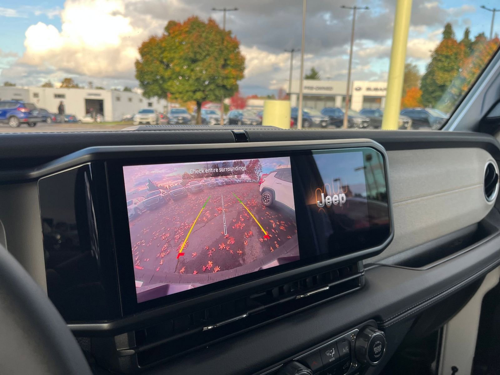 Thumbnail: 2025 Jeep Wrangler - 17