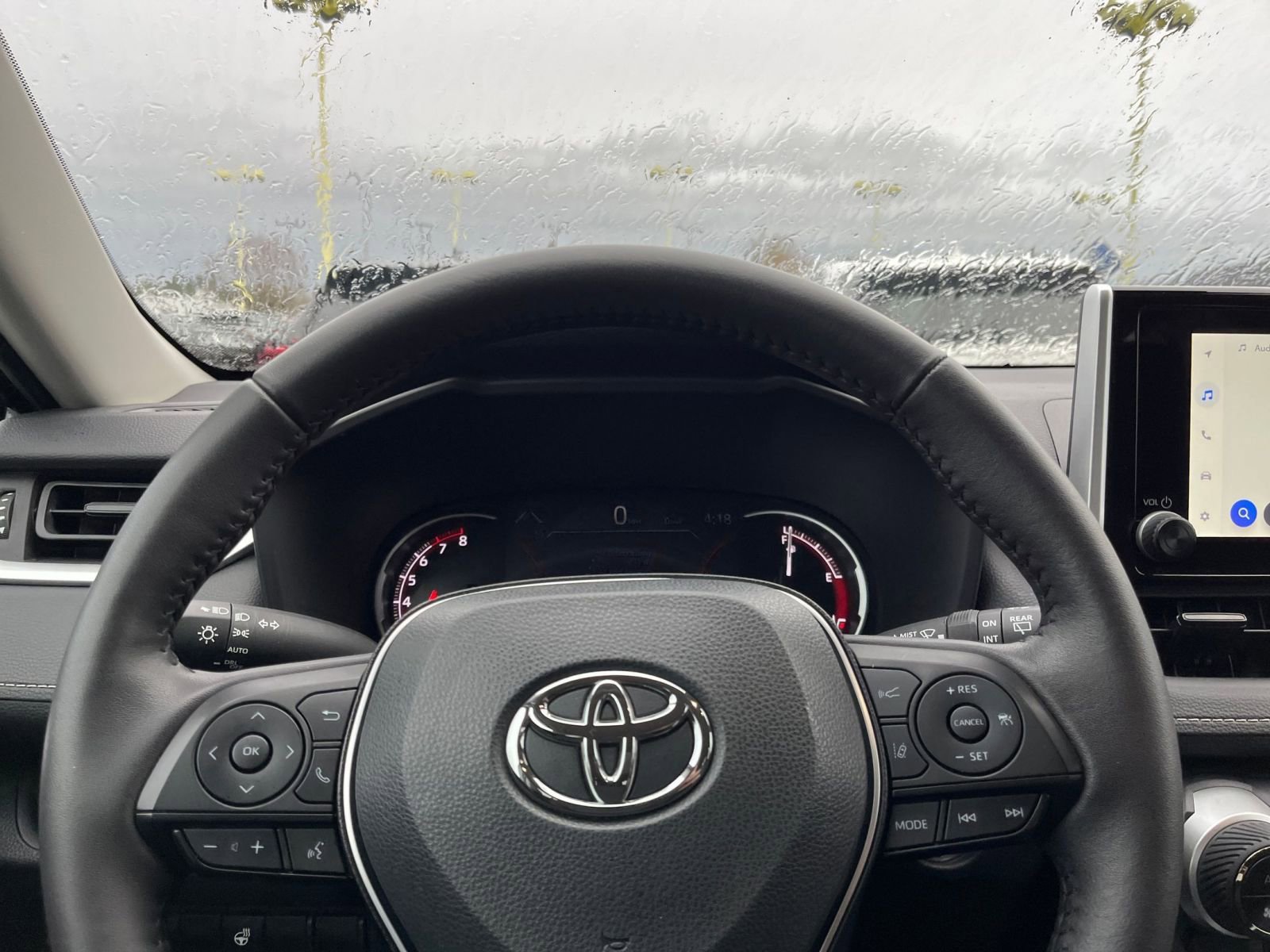 Thumbnail: 2025 Toyota RAV4 - 29