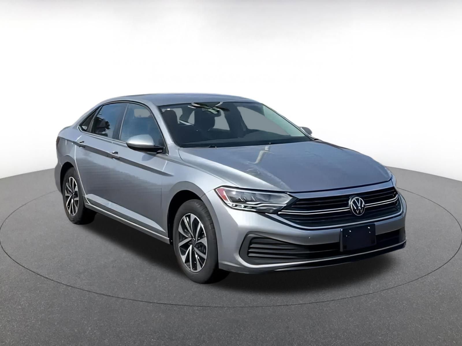 Thumbnail: 2024 Volkswagen Jetta - 3