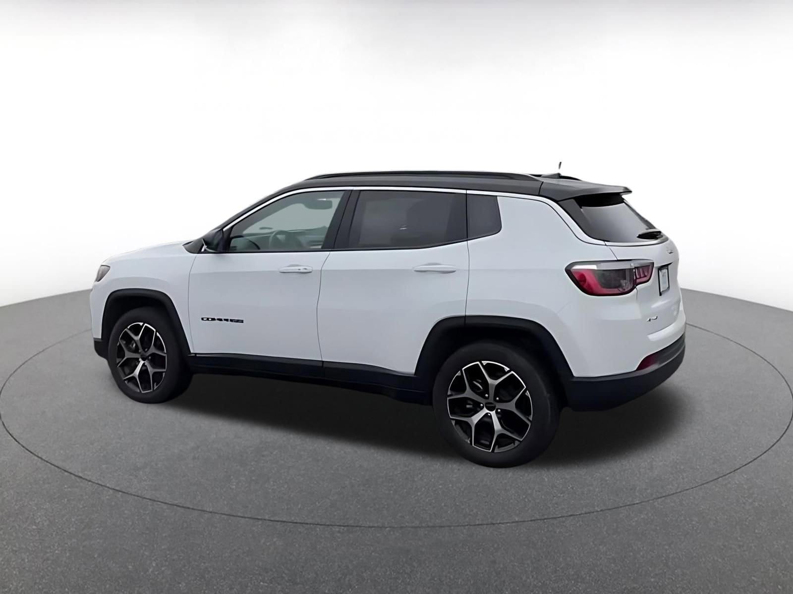 Thumbnail: 2025 Jeep Compass - 10