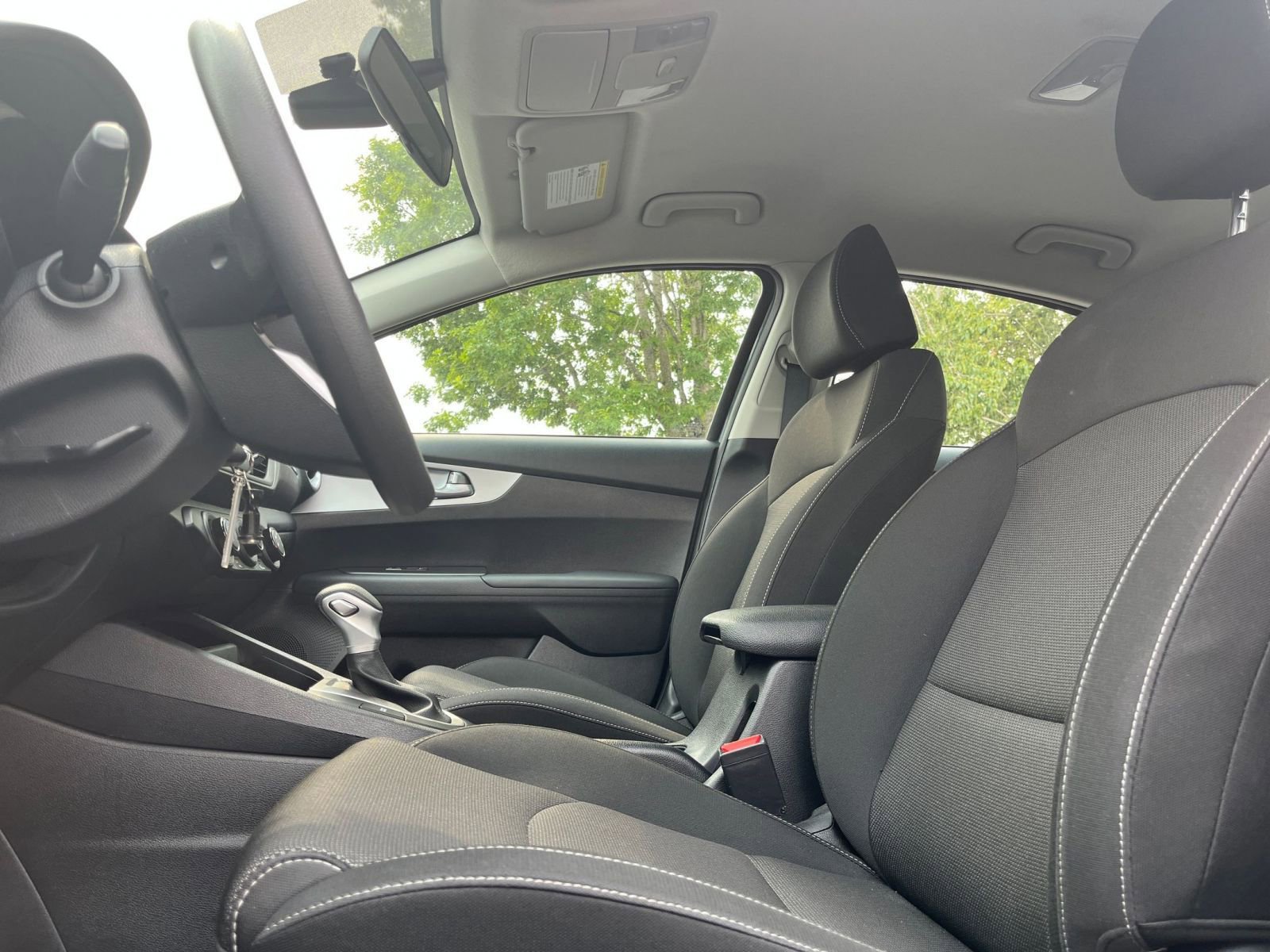Thumbnail: 2024 Kia Forte - 25