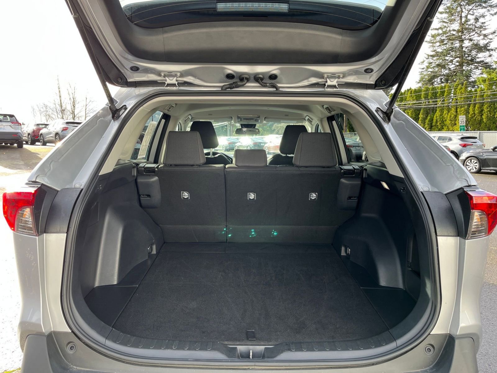 Thumbnail: 2025 Toyota RAV4 - 30