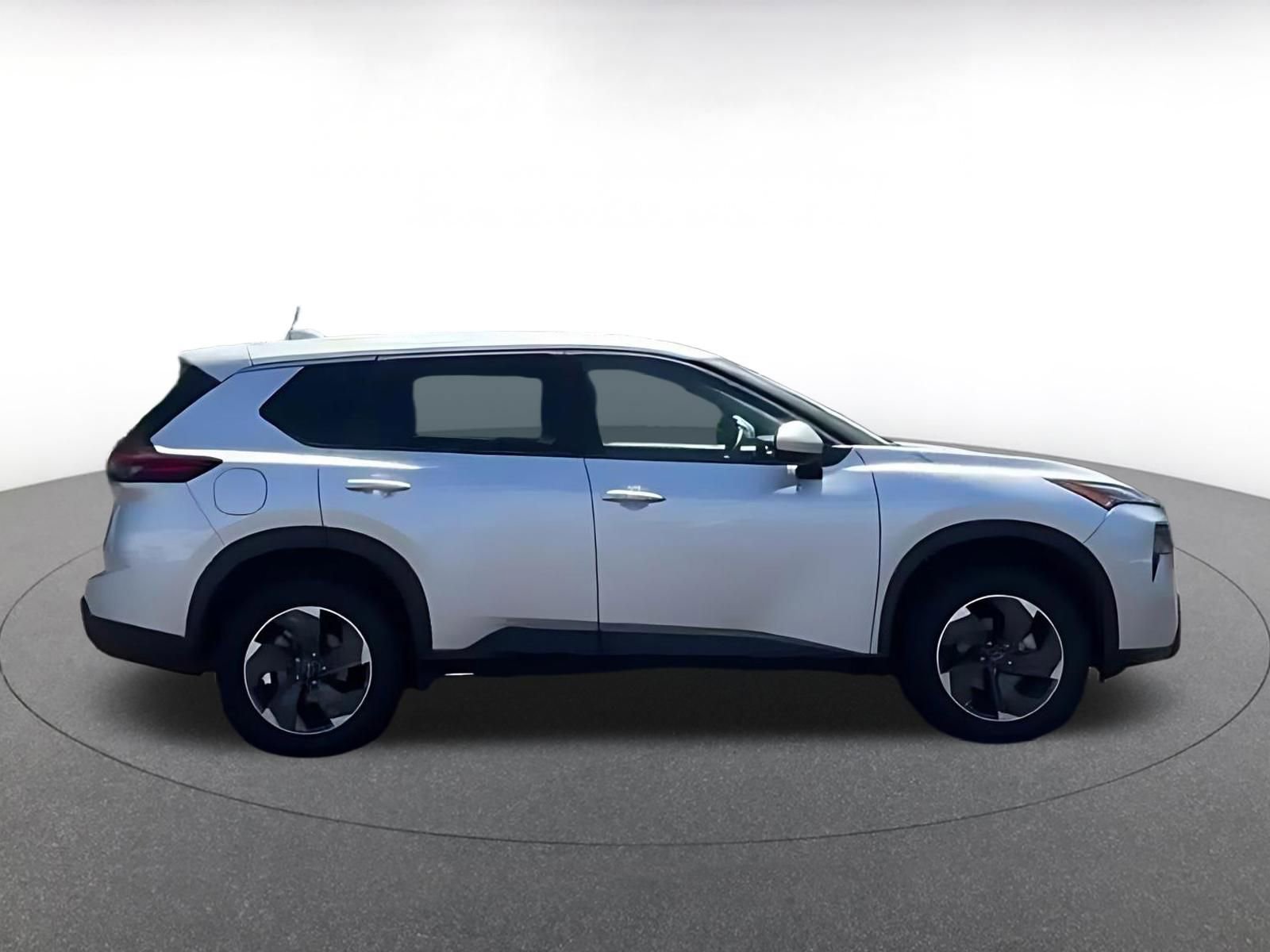 Thumbnail: 2025 Nissan Rogue - 16