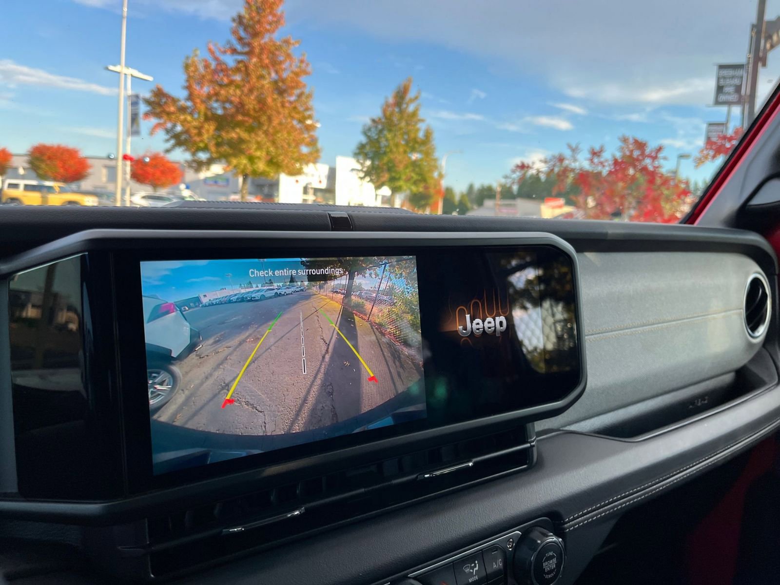 Thumbnail: 2025 Jeep Wrangler - 17