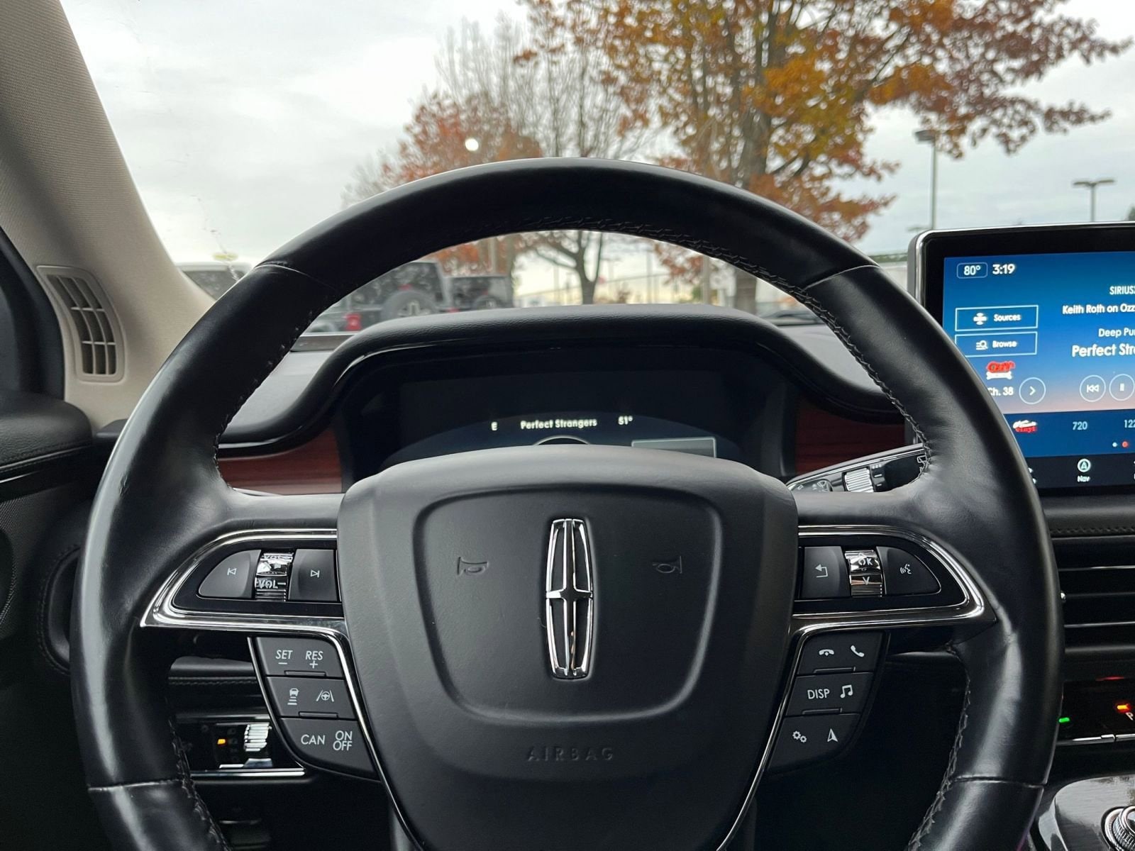 Thumbnail: 2023 Lincoln Nautilus - 30