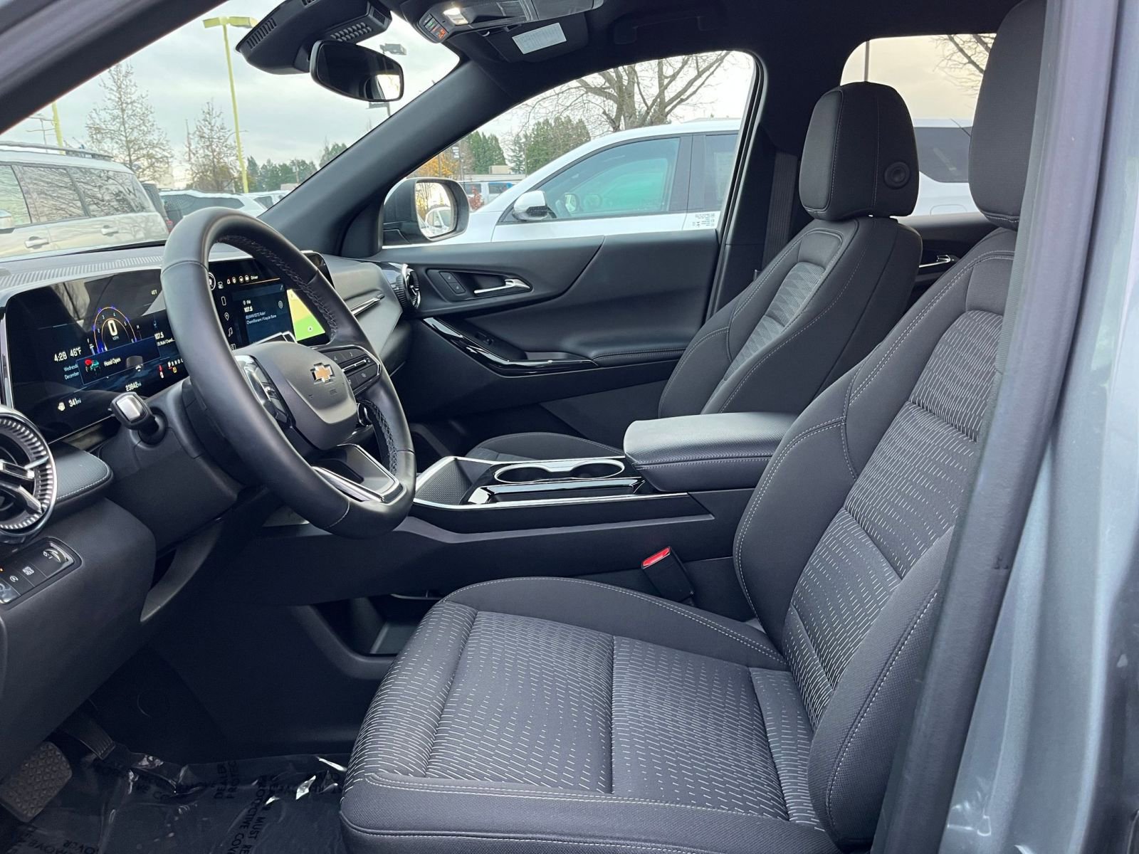 Thumbnail: 2025 Chevrolet Equinox - 35