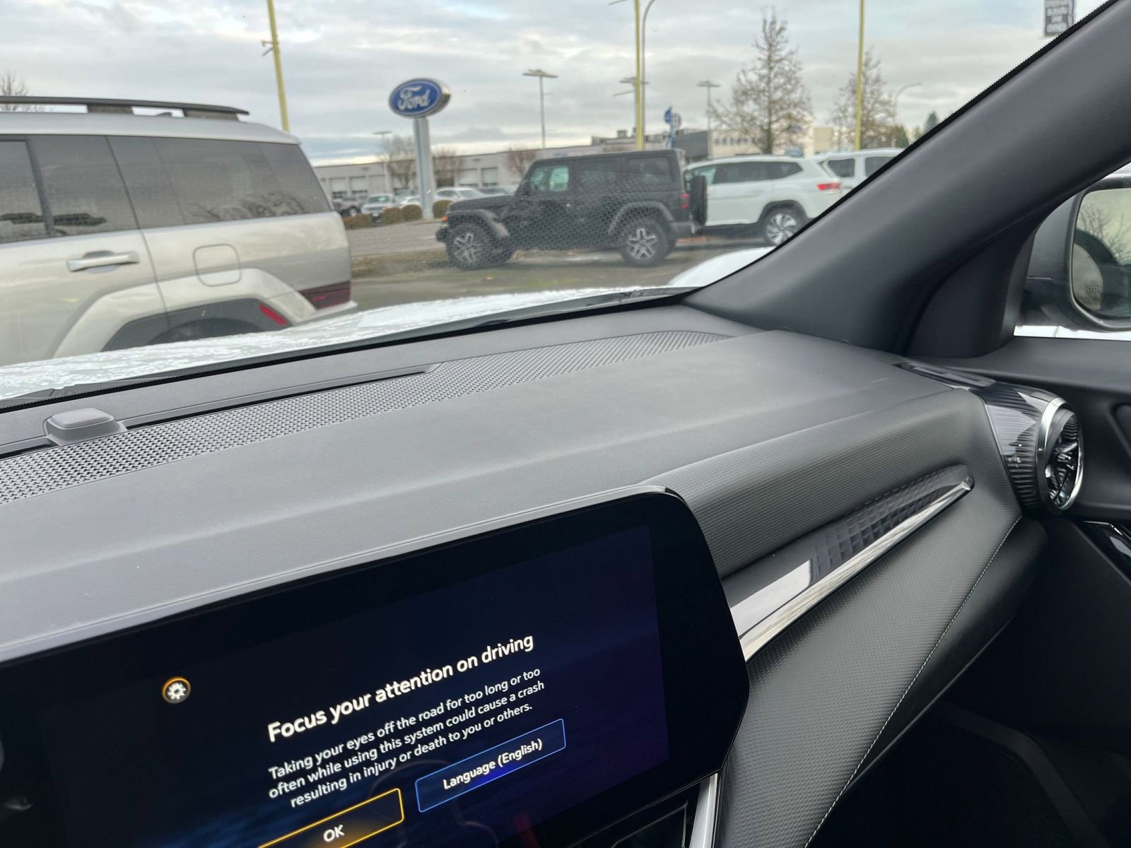 Thumbnail: 2025 Chevrolet Equinox - 35