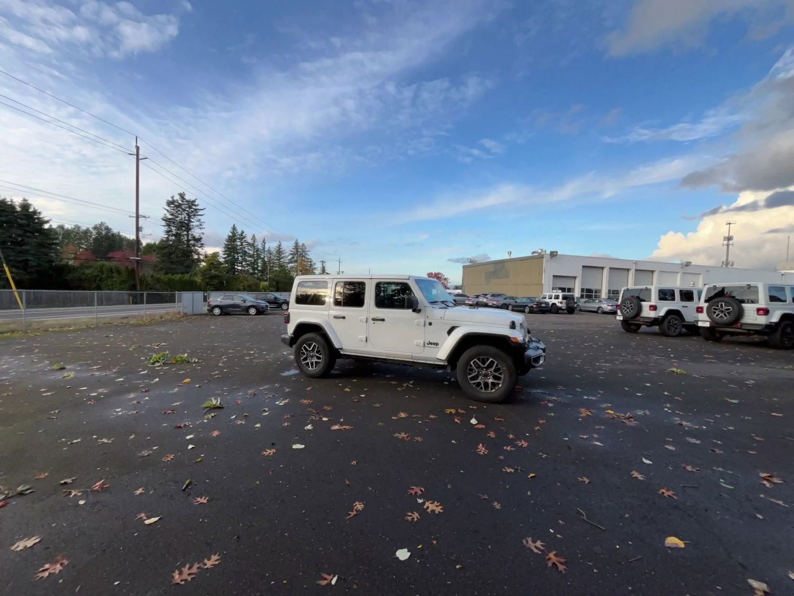 Thumbnail: 2025 Jeep Wrangler - 15