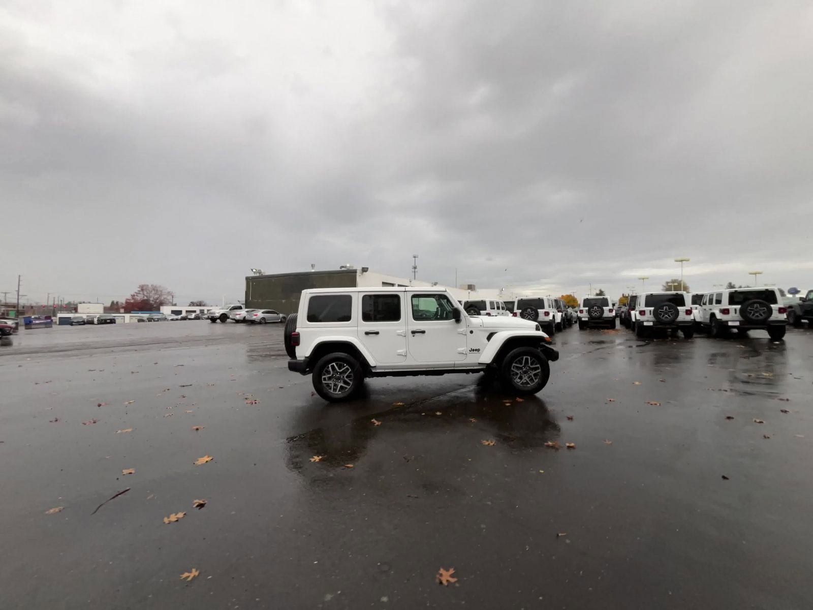 Thumbnail: 2025 Jeep Wrangler - 16