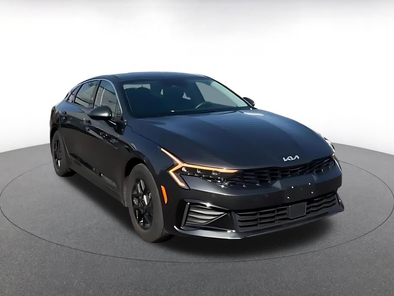 Thumbnail: 2025 Kia K5 - 3