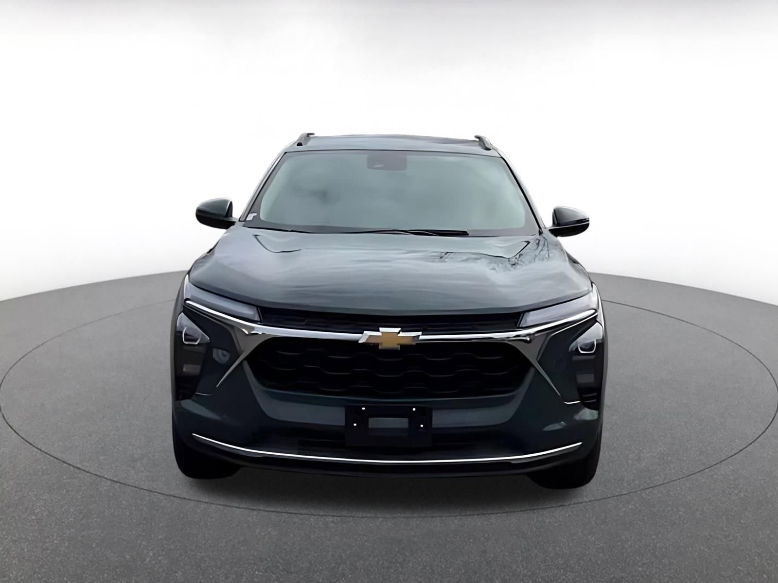 Thumbnail: 2025 Chevrolet Trax - 4