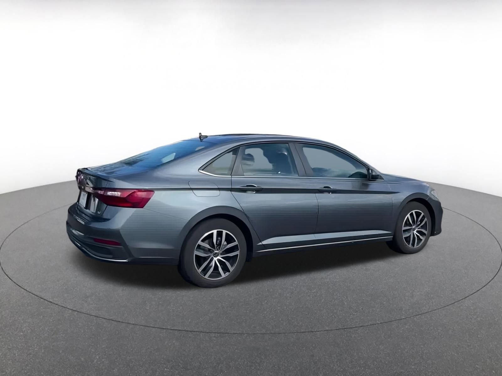 Thumbnail: 2025 Volkswagen Jetta - 12