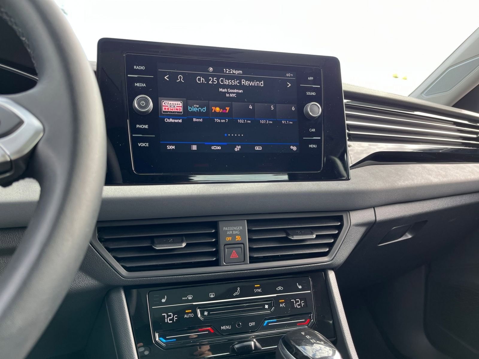 Thumbnail: 2025 Volkswagen Jetta - 22