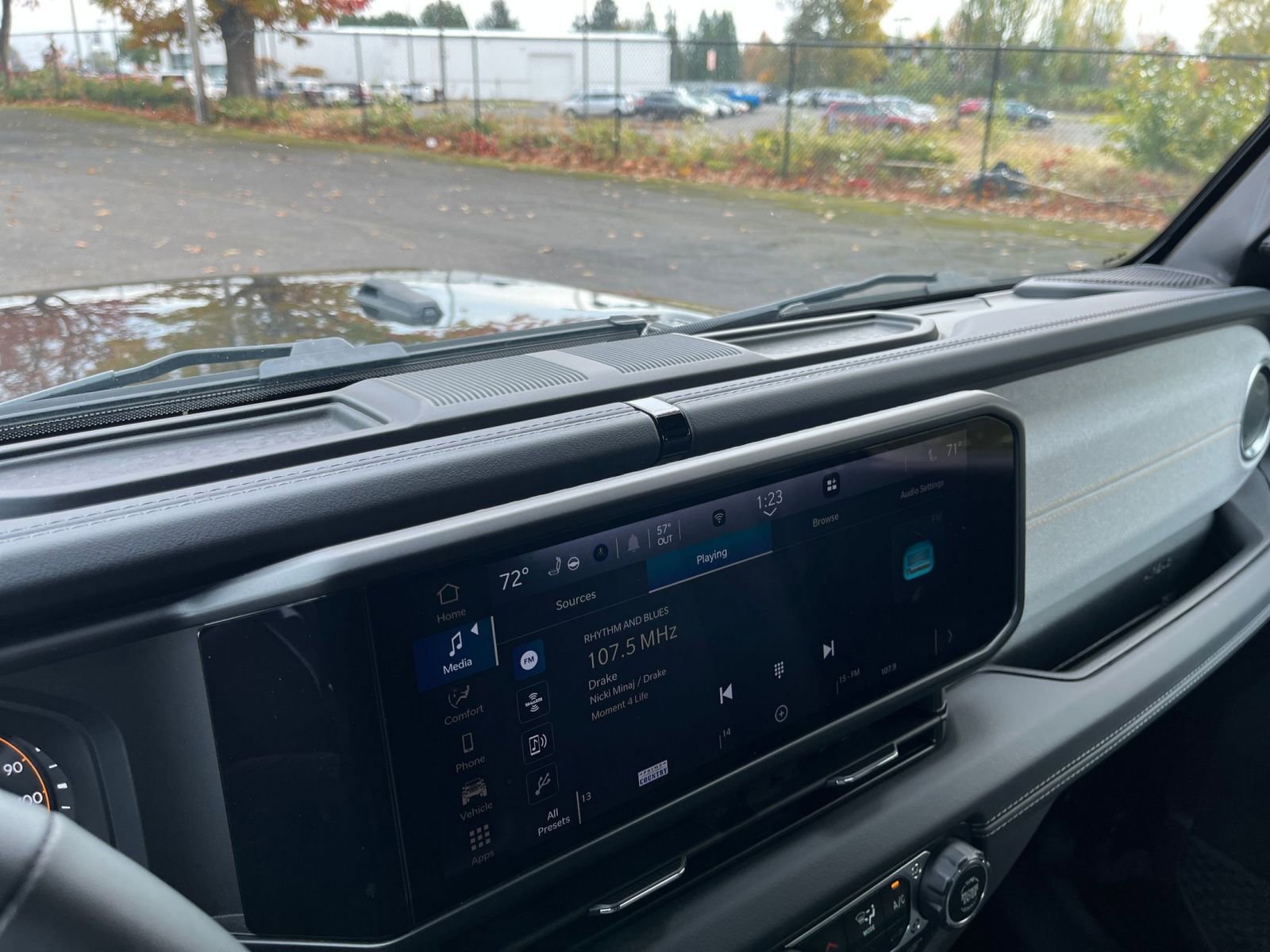 Thumbnail: 2025 Jeep Wrangler - 18