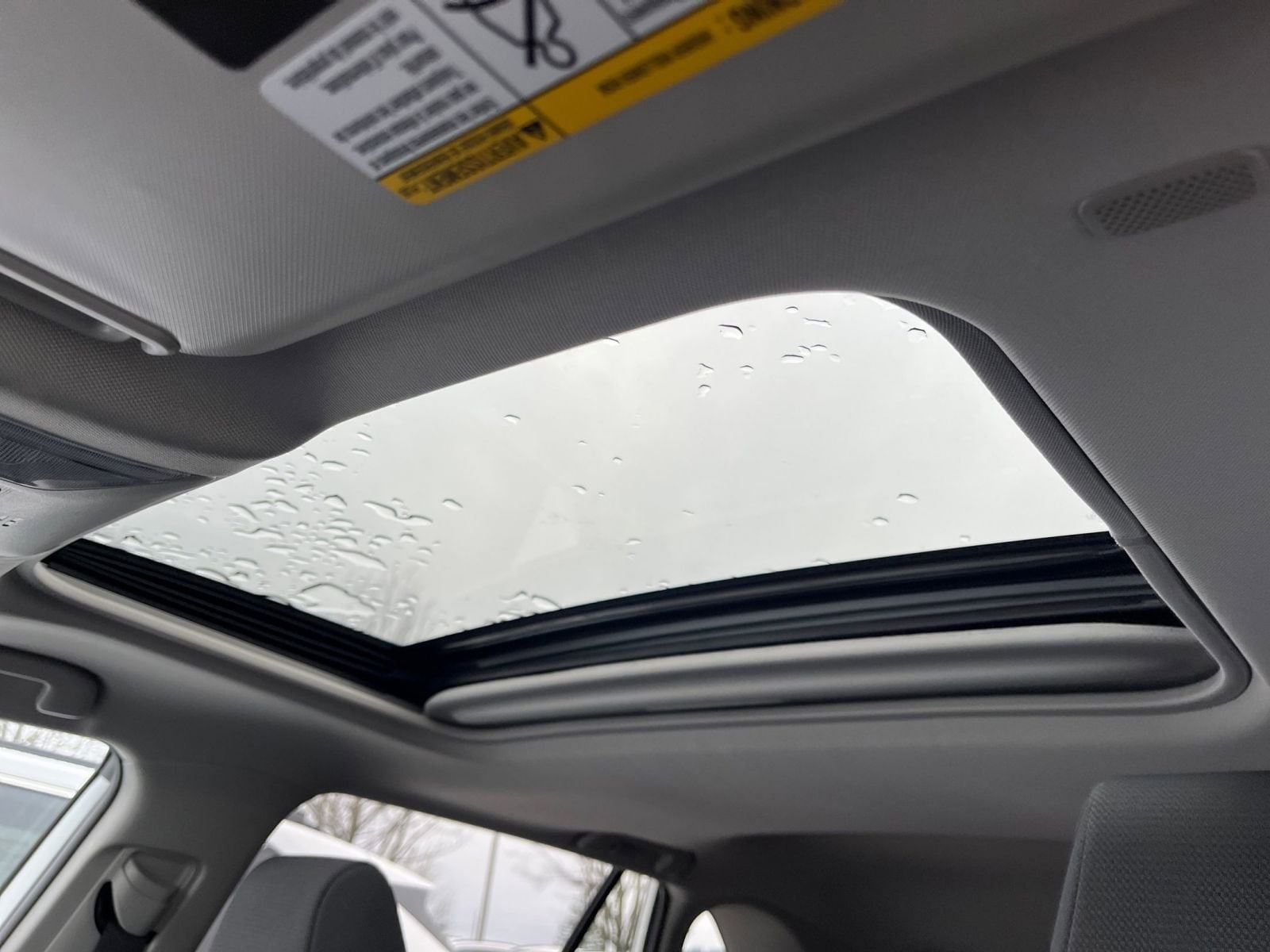 Thumbnail: 2025 Toyota RAV4 - 27