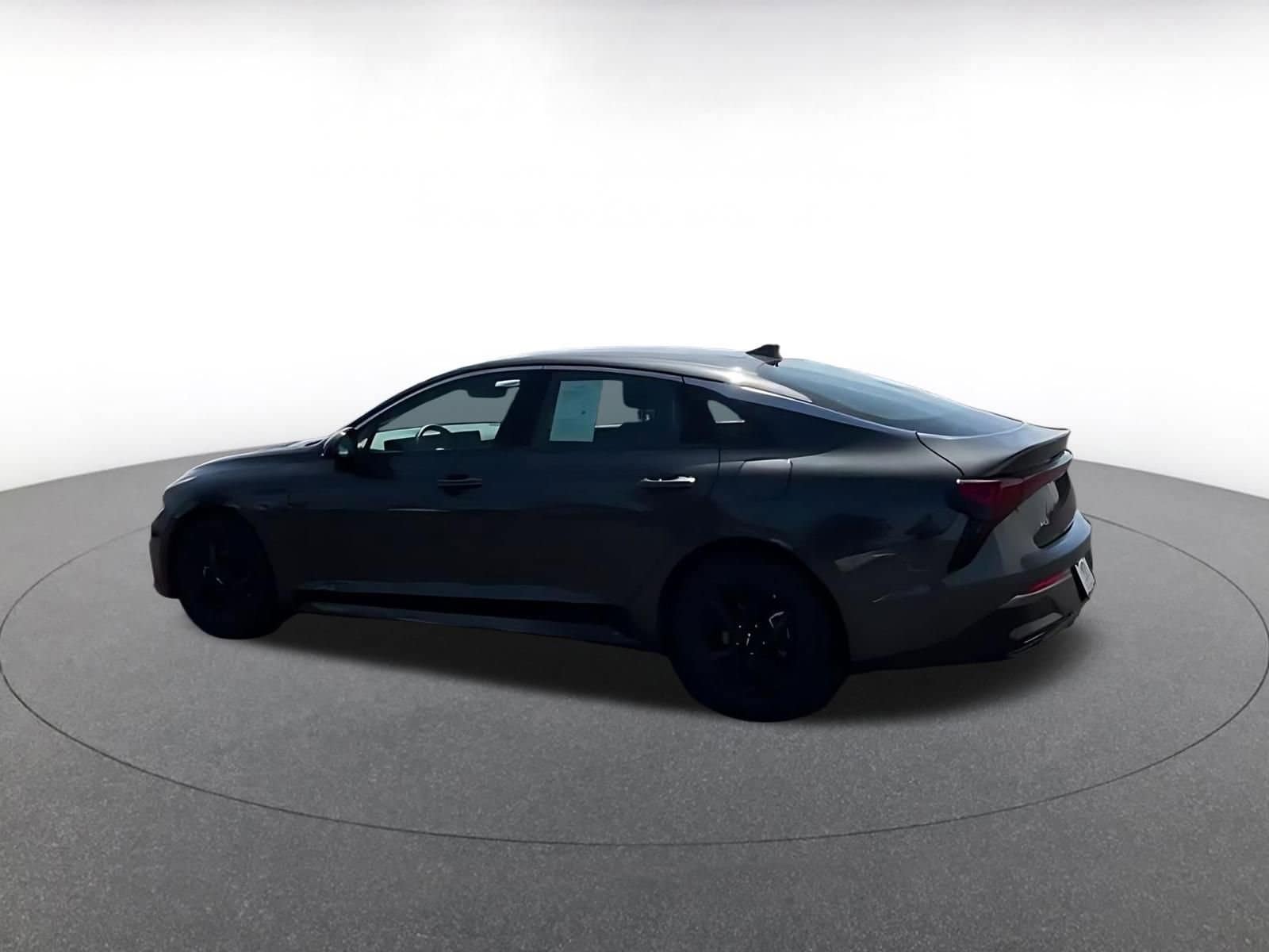 Thumbnail: 2025 Kia K5 - 10