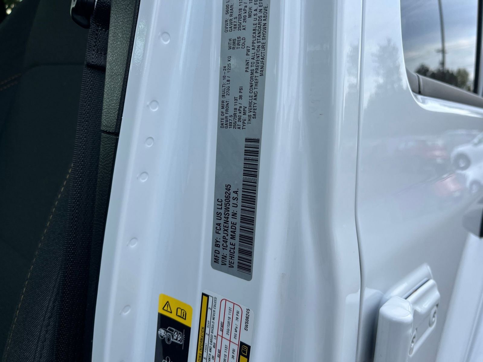 Thumbnail: 2025 Jeep Wrangler - 28