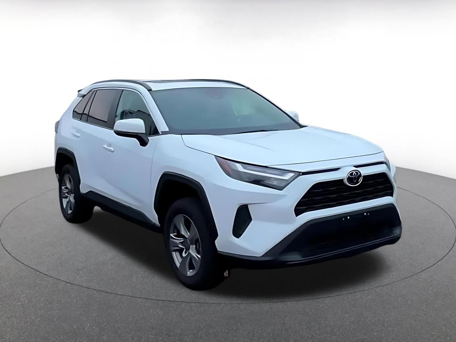 Thumbnail: 2025 Toyota RAV4 - 3