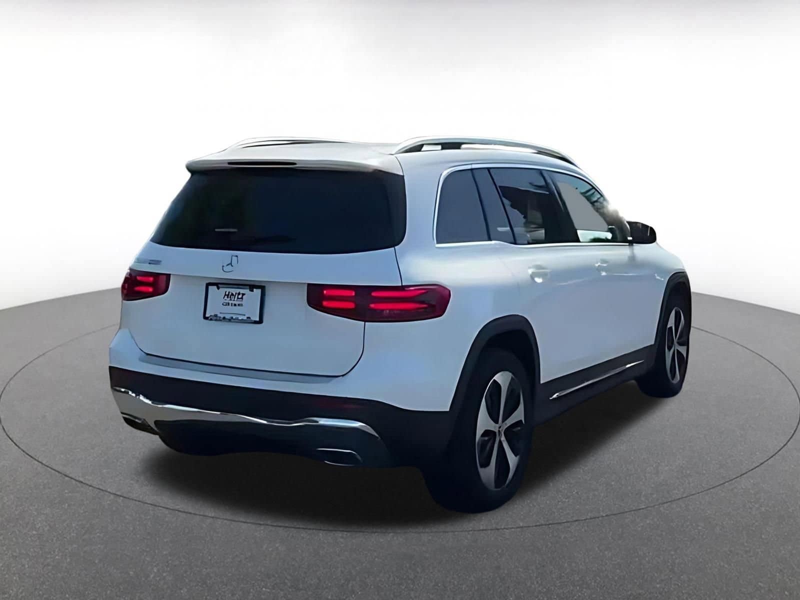 Thumbnail: 2025 Mercedes-Benz GLB - 15